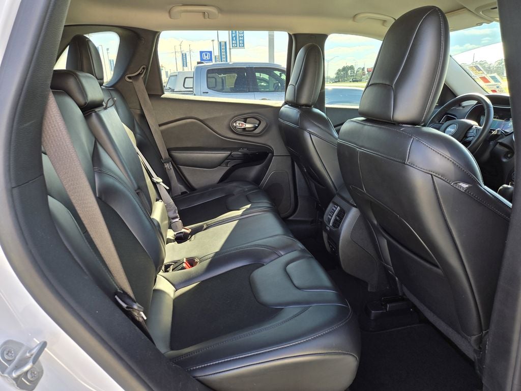 2020 Jeep Cherokee Altitude