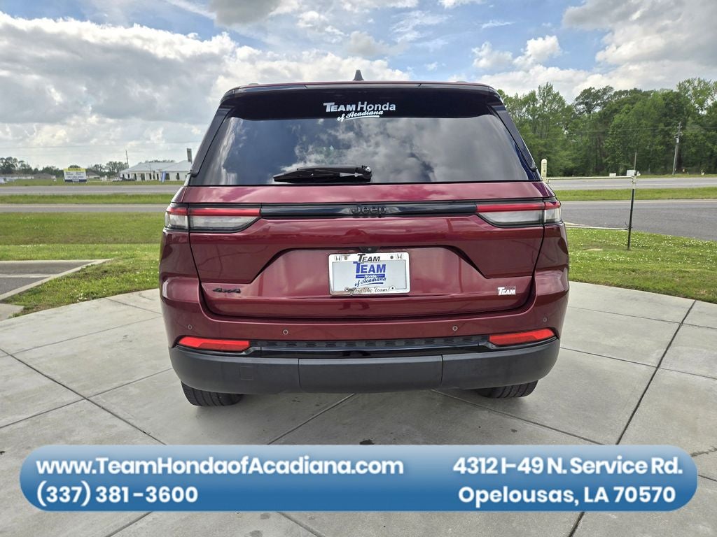 2022 Jeep Grand Cherokee Altitude