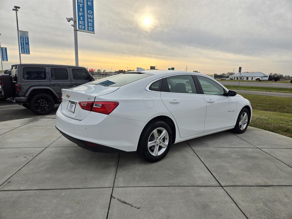 2024 Chevrolet Malibu LT