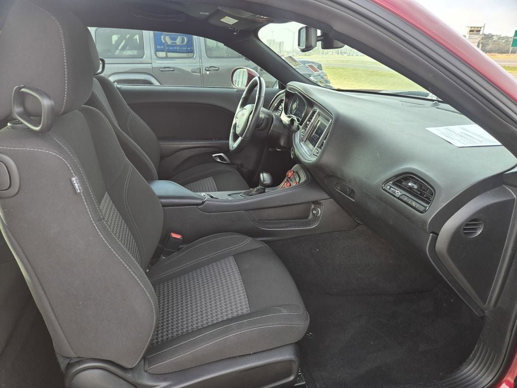 2023 Dodge Challenger SXT