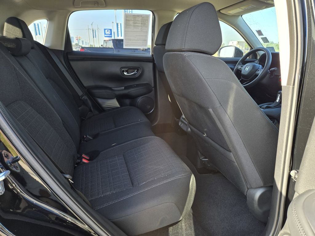 2025 Honda HR-V LX