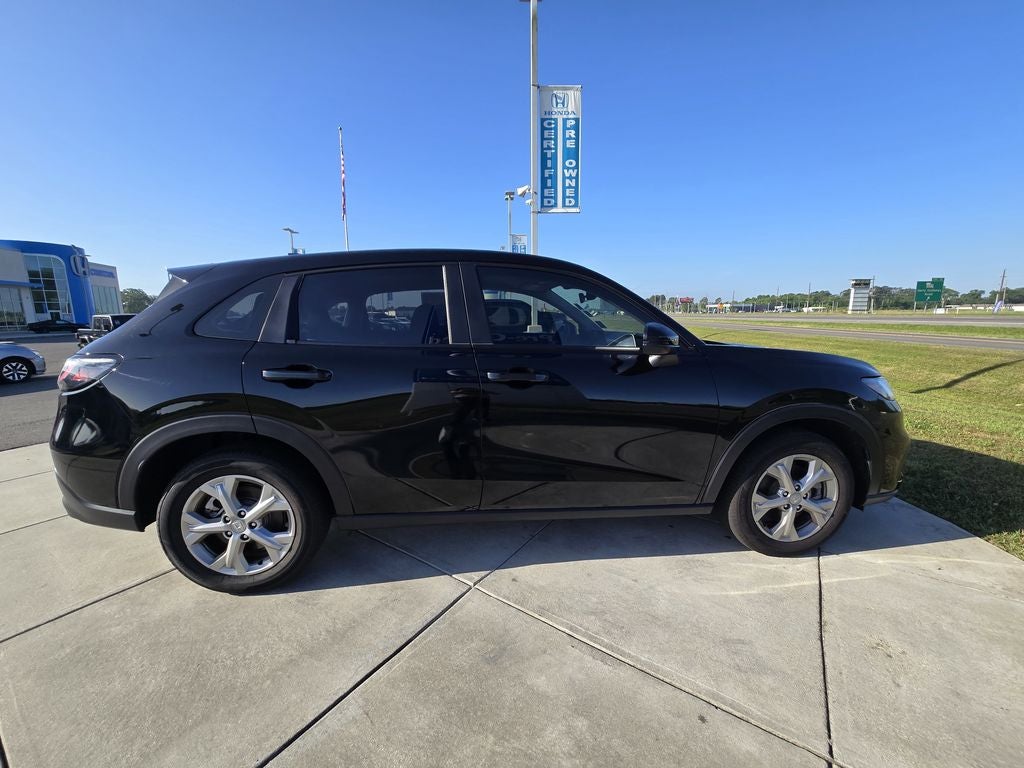 2025 Honda HR-V LX