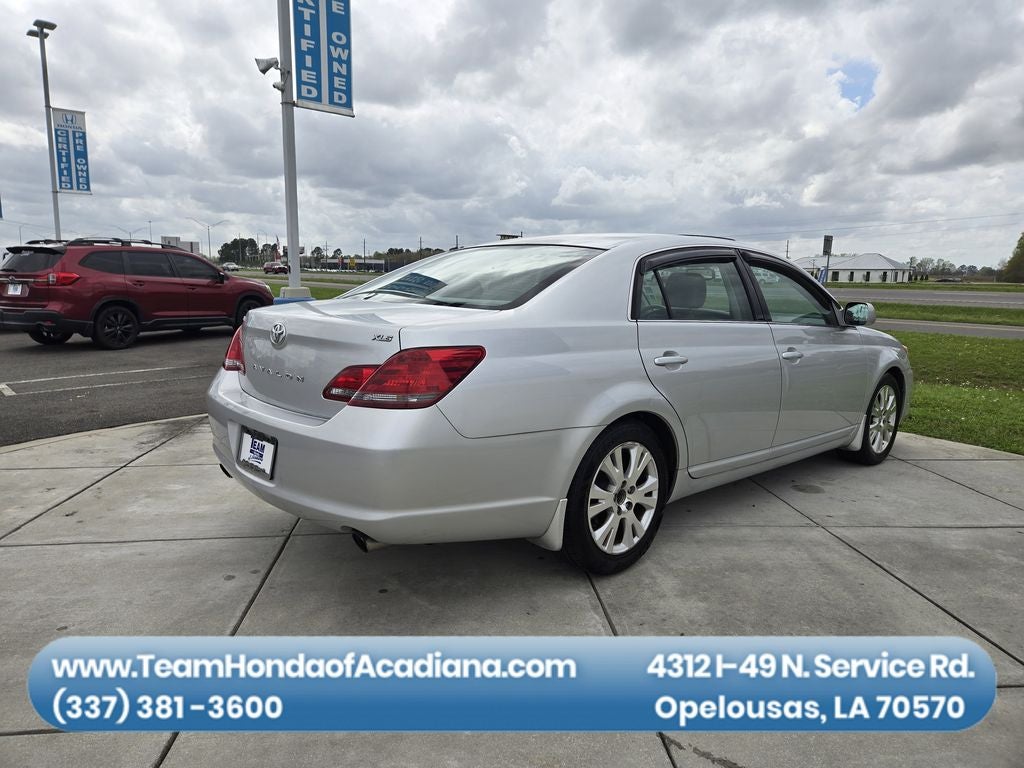 2008 Toyota Avalon XLS