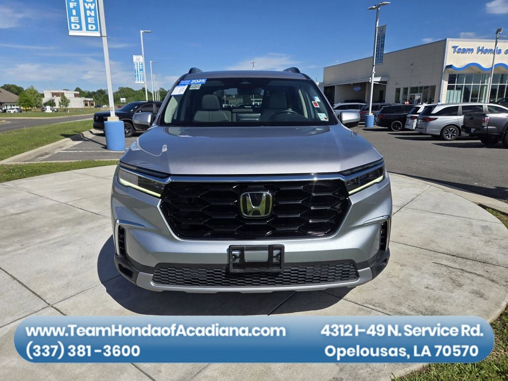 2025 Honda Pilot Touring
