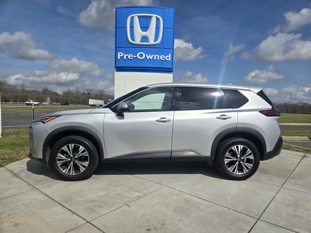 2021 Nissan Rogue SV