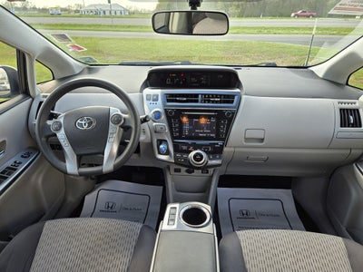 2016 Toyota Prius v Three