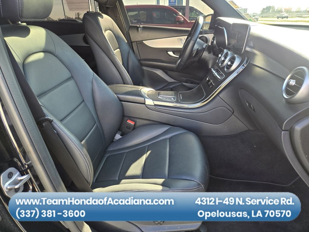 2022 Mercedes-Benz GLC 300