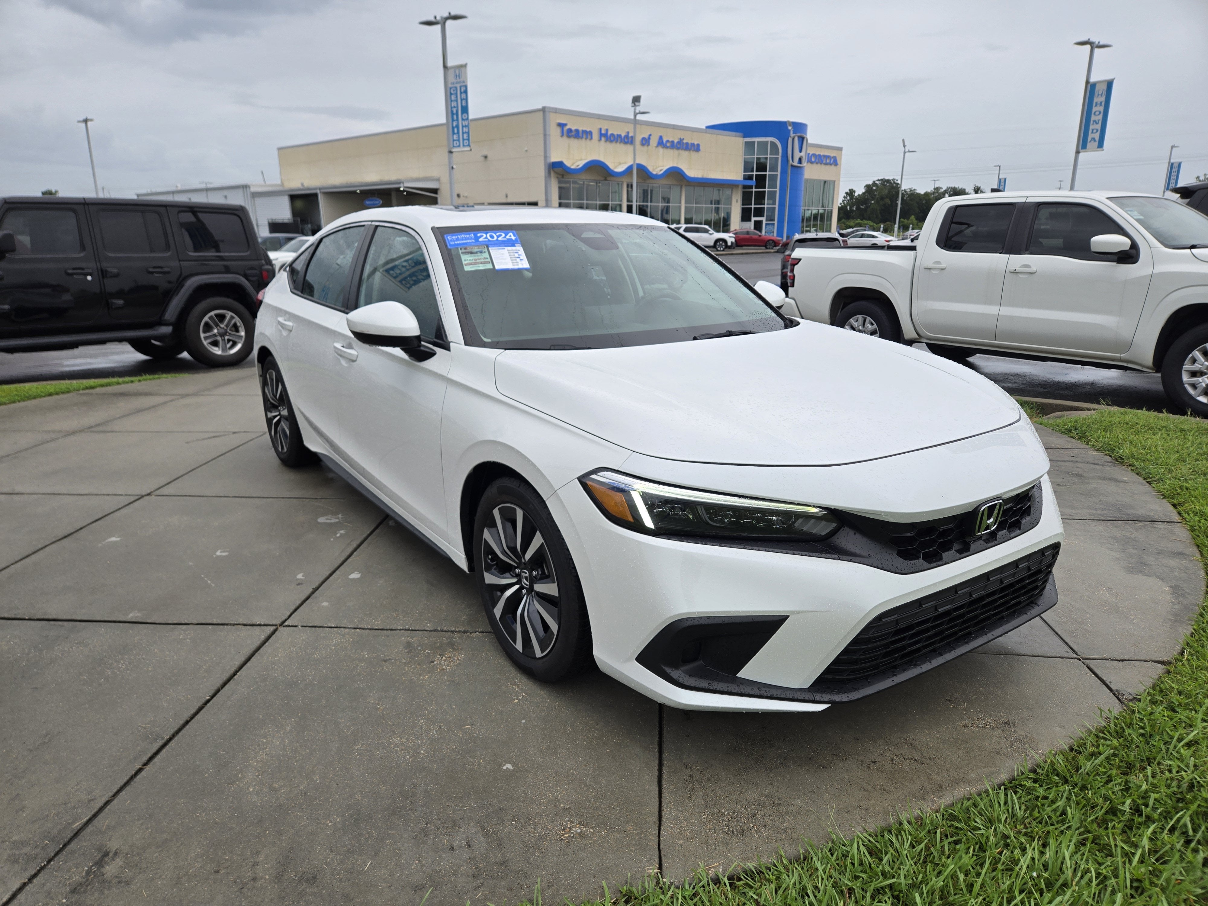 2024 Honda Civic Hatchback EX-L