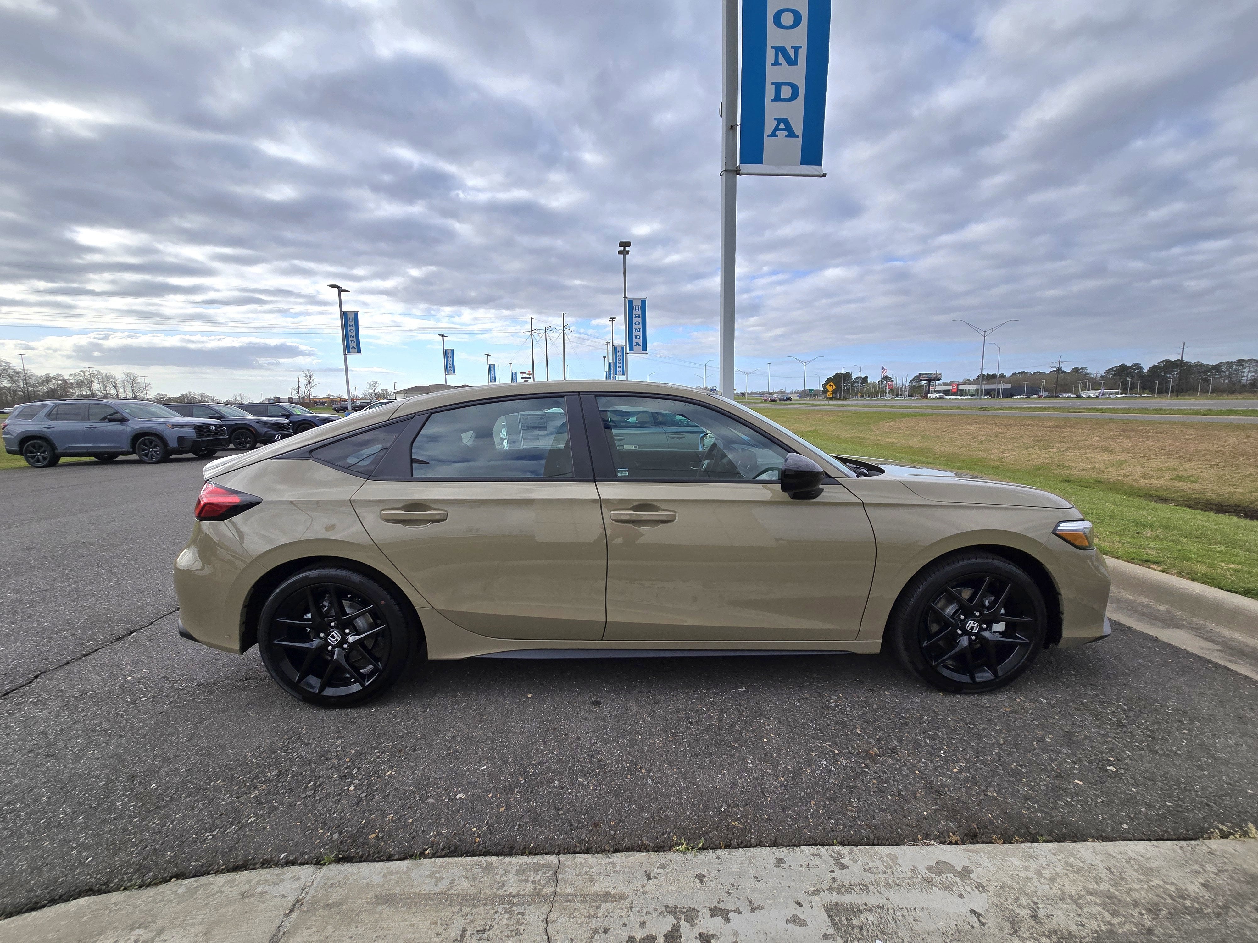 2026 Honda Civic Hatchback Hybrid Sport