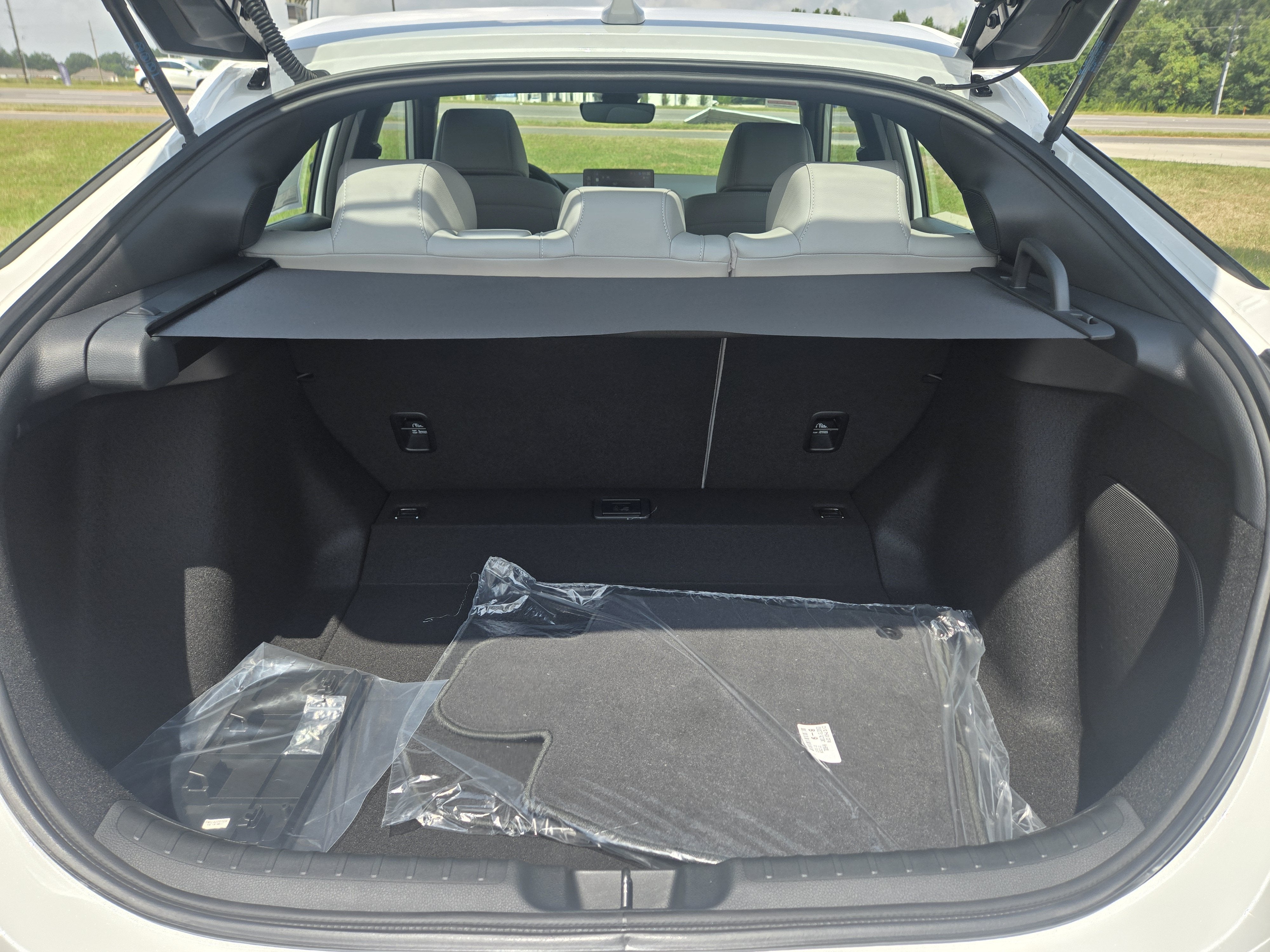 2026 Honda Civic Hatchback Hybrid Sport Touring