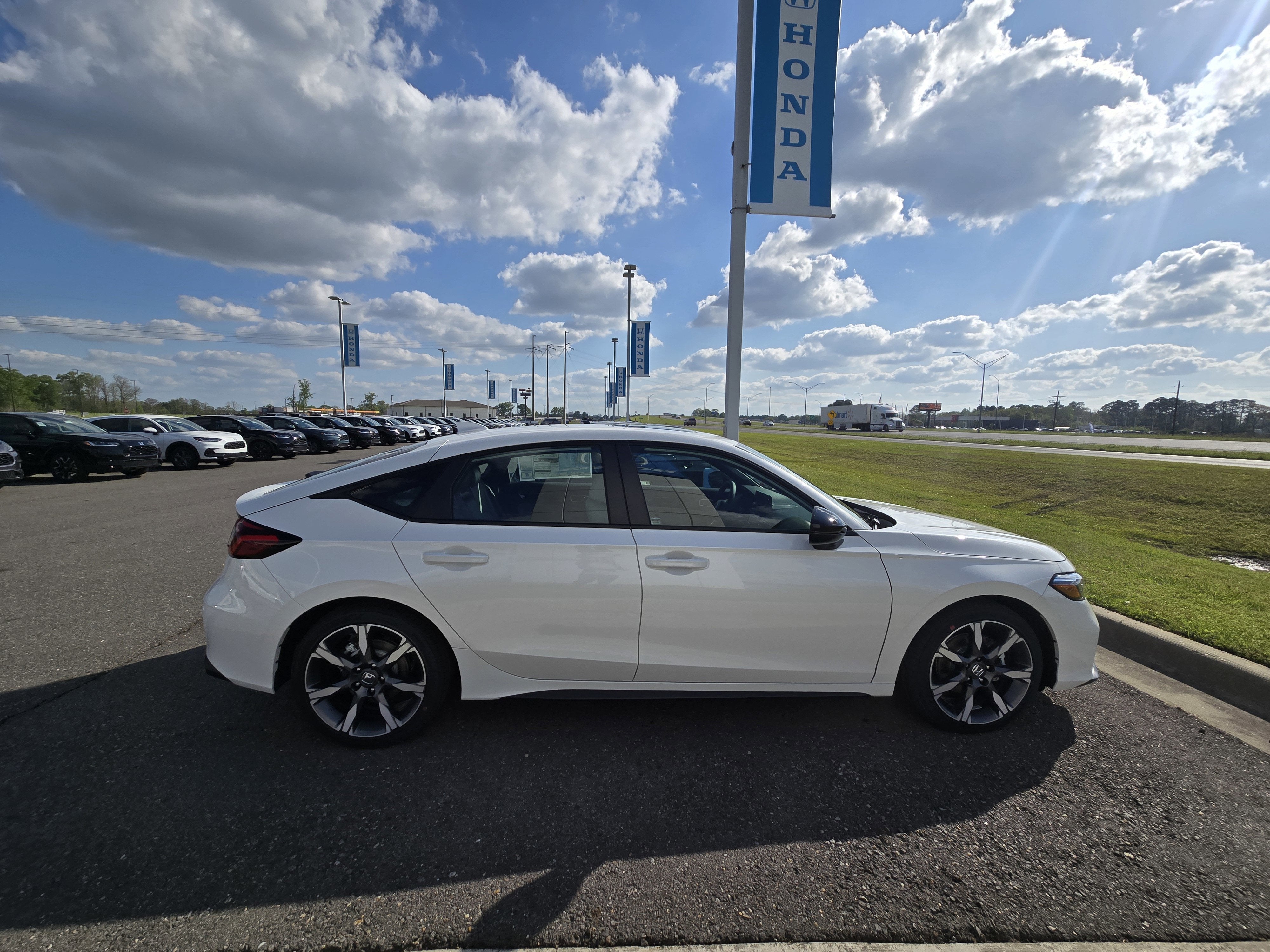 2026 Honda Civic Hatchback Hybrid Sport Touring