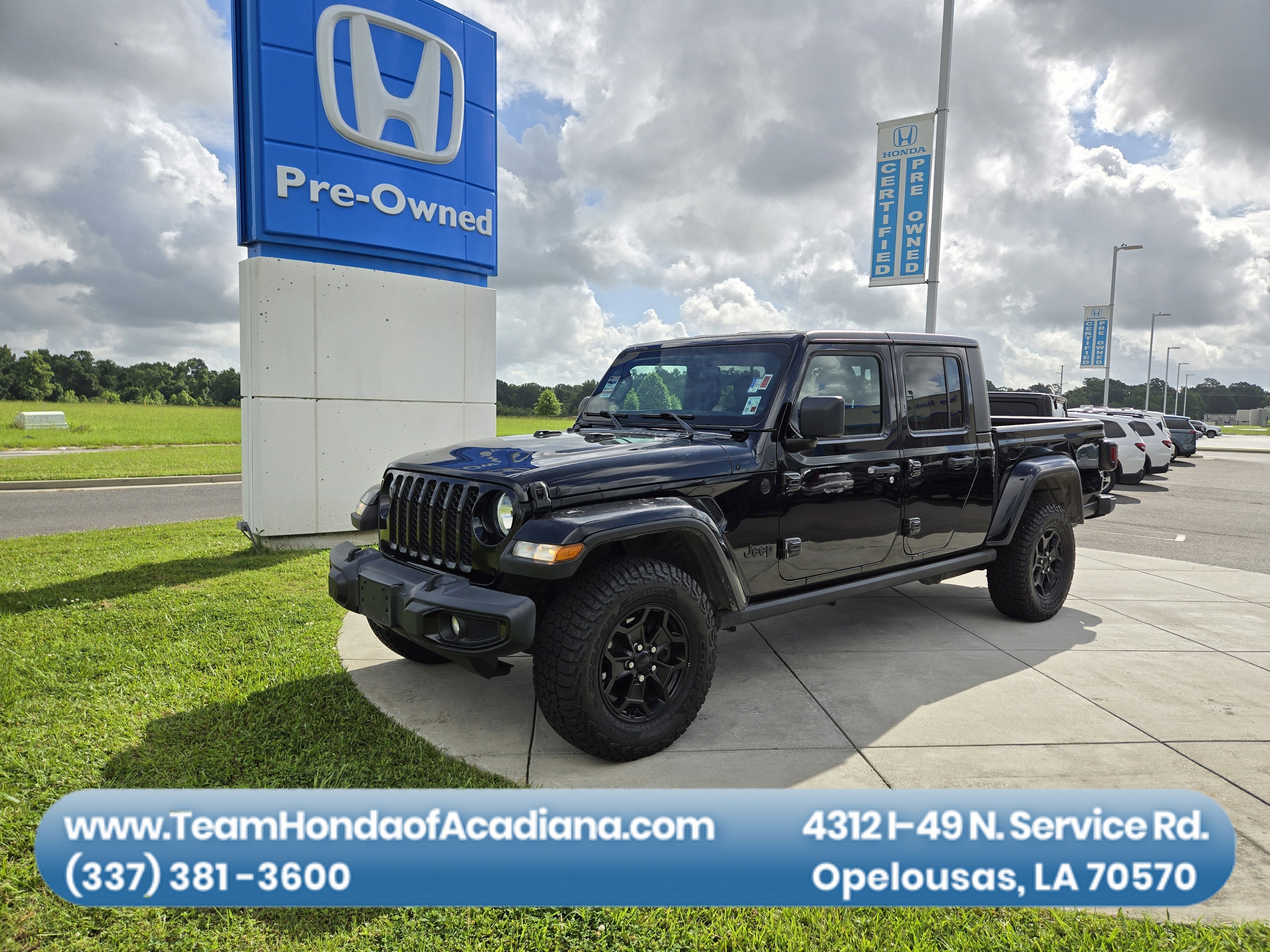 2021 Jeep Gladiator Willys Sport