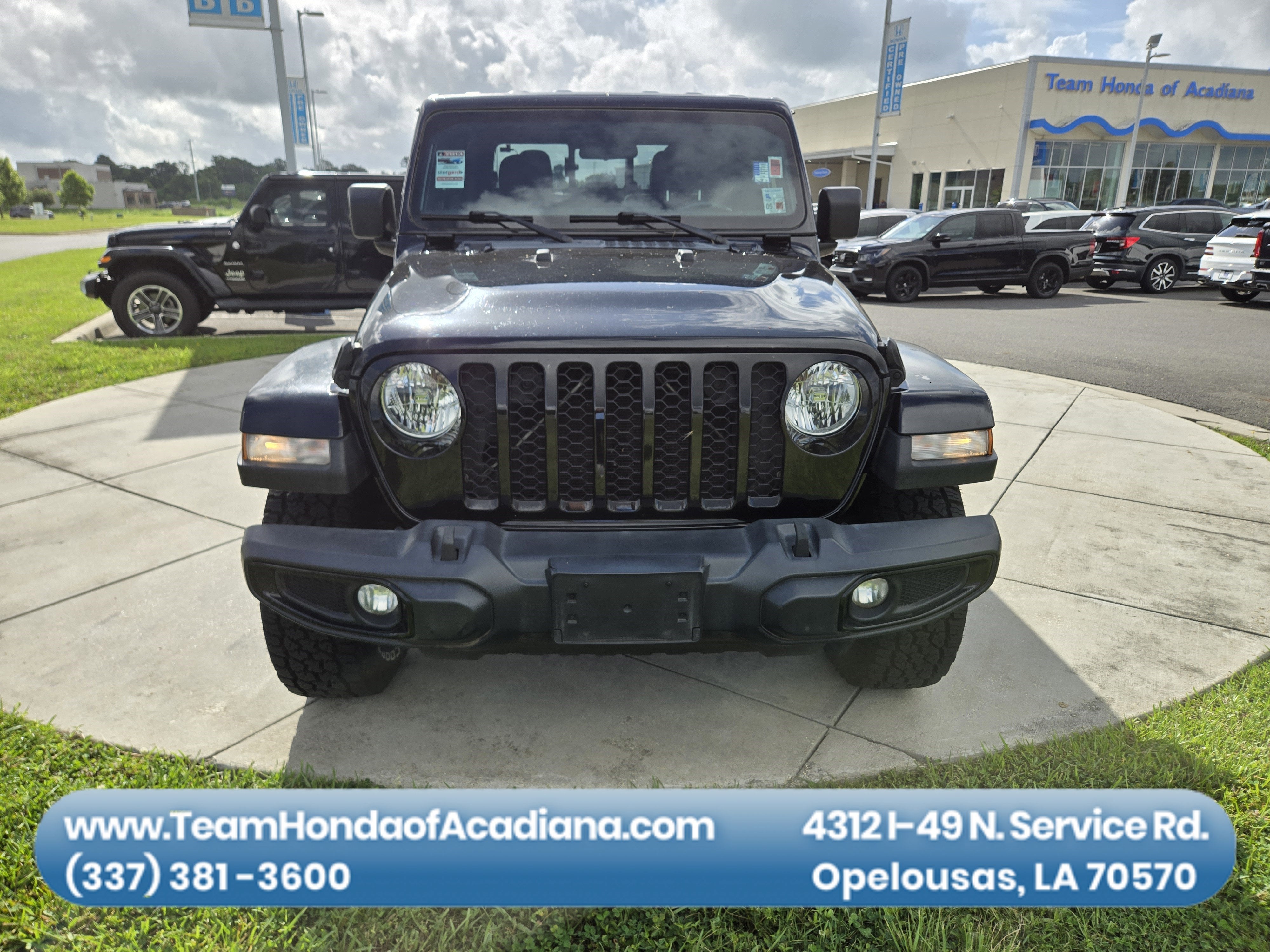 2021 Jeep Gladiator Willys Sport