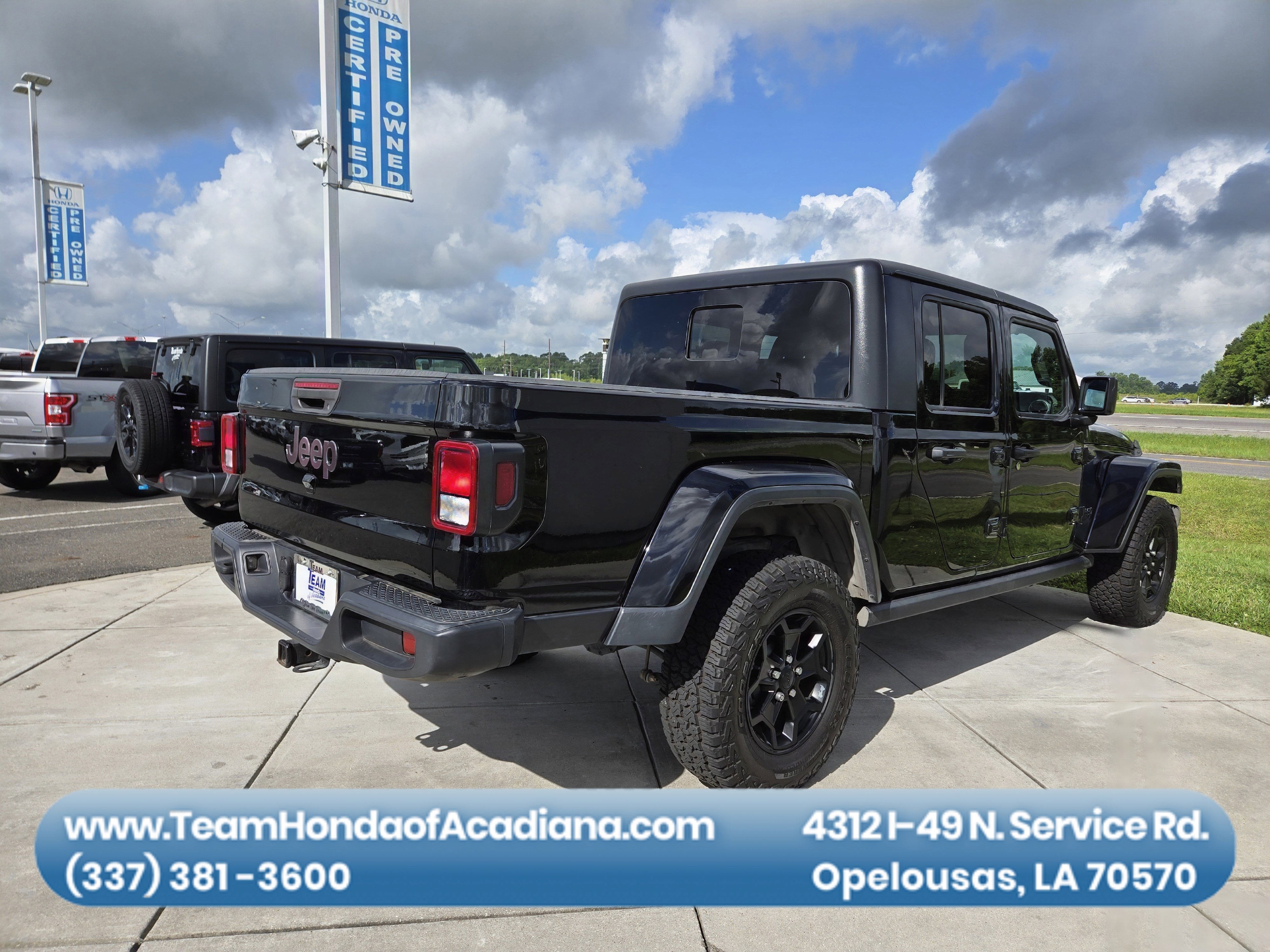 2021 Jeep Gladiator Willys Sport