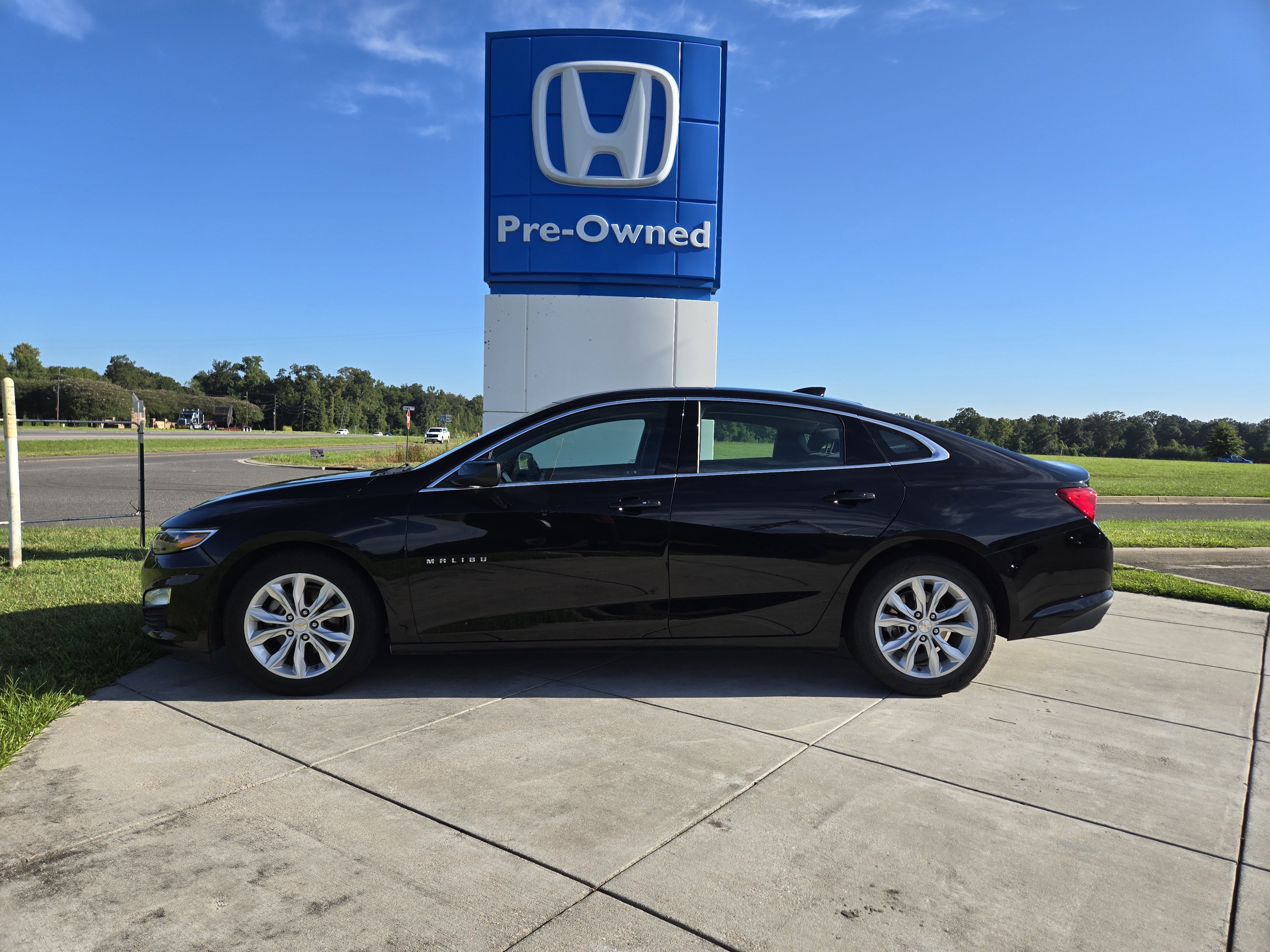 2024 Chevrolet Malibu LT