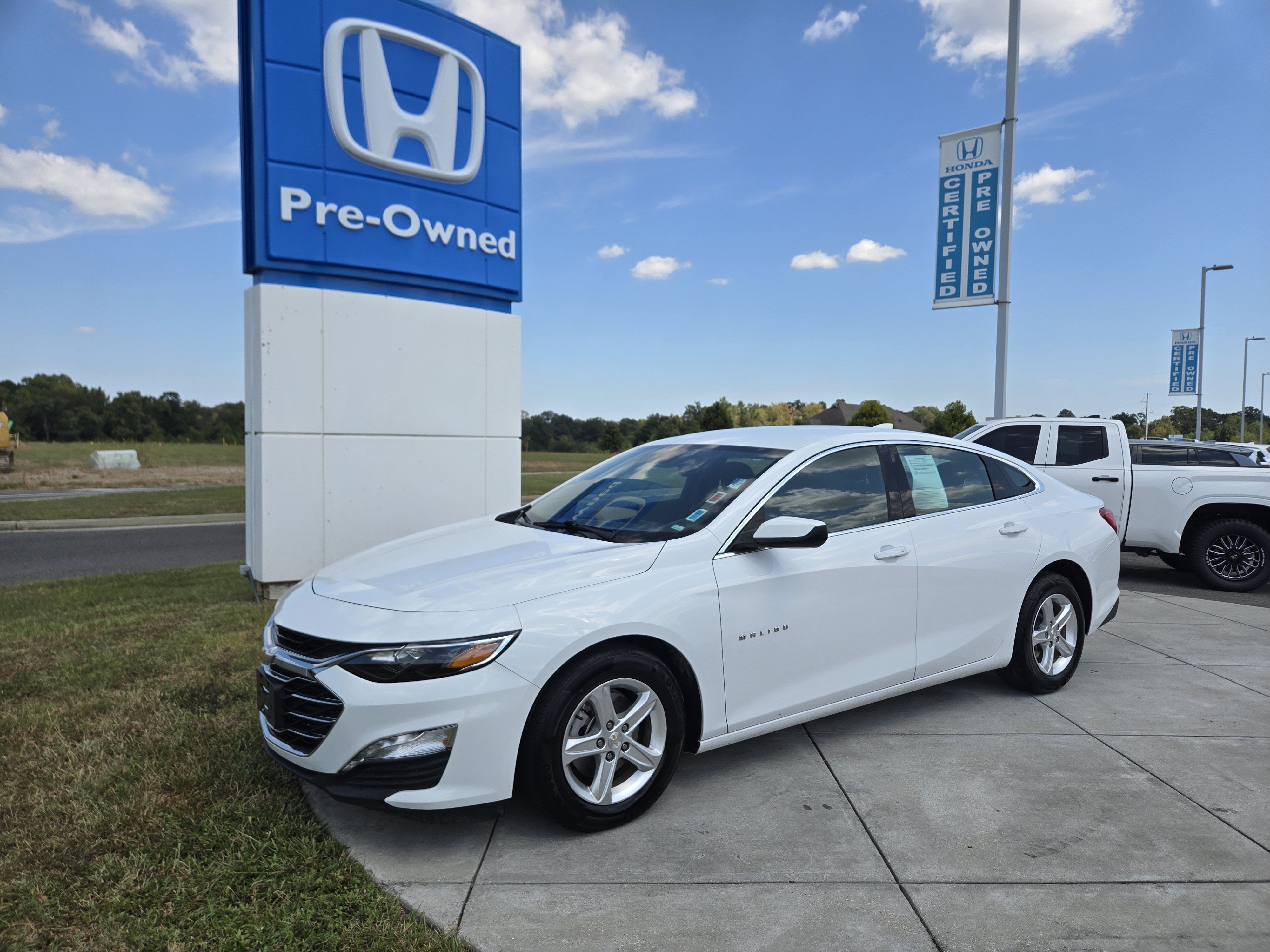 2024 Chevrolet Malibu LT