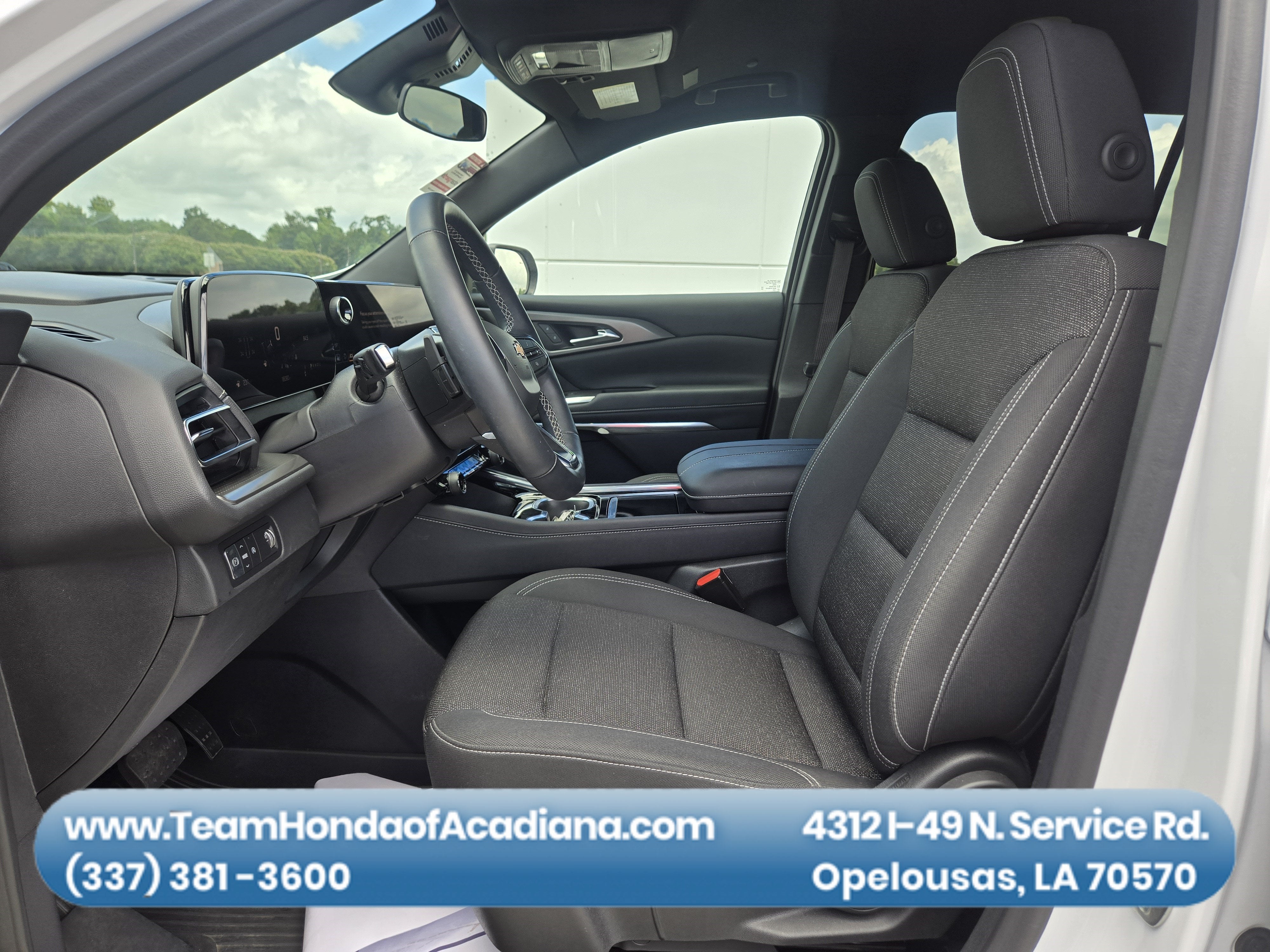 2024 Chevrolet Traverse FWD LS