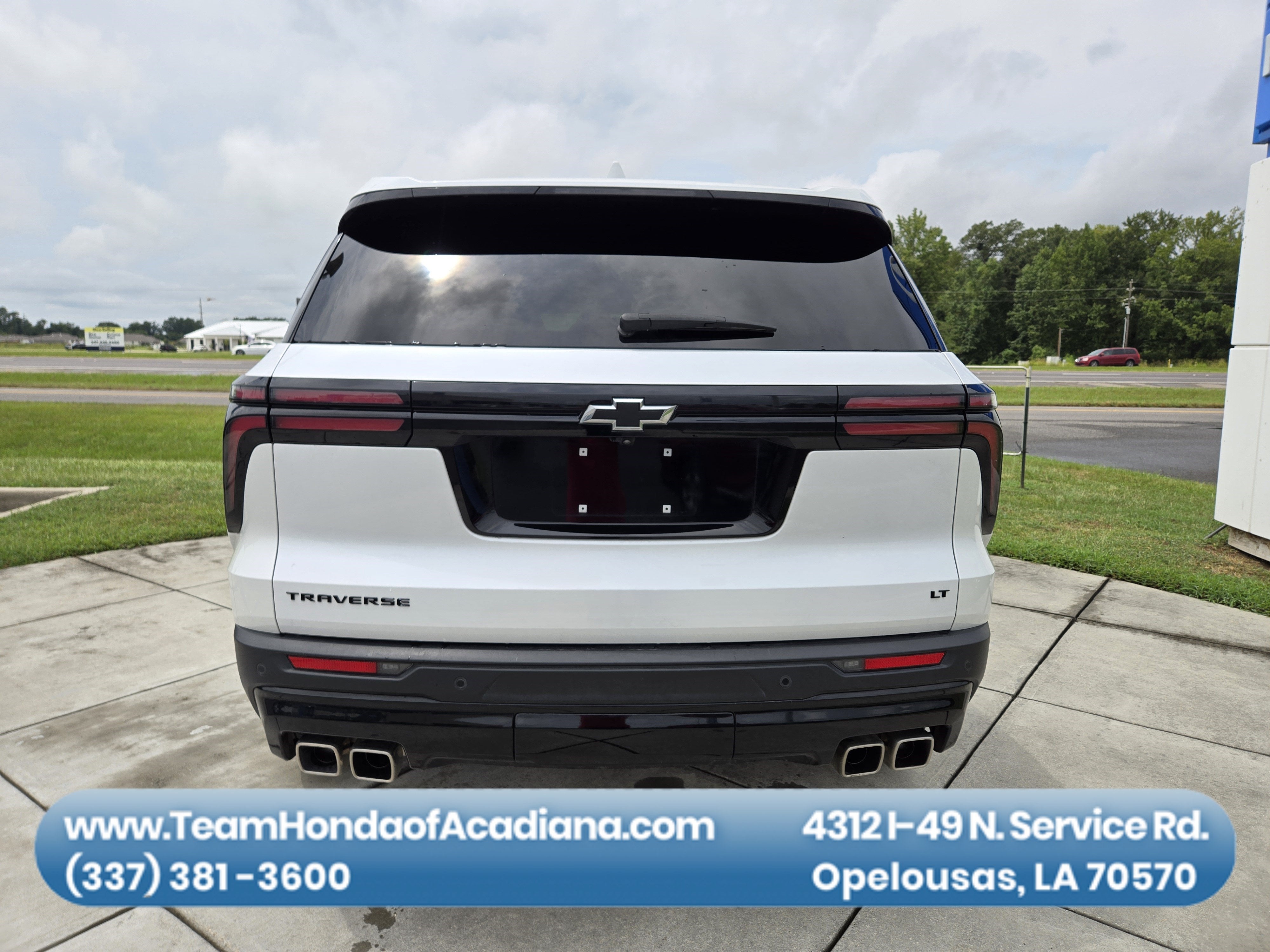 2024 Chevrolet Traverse FWD LT