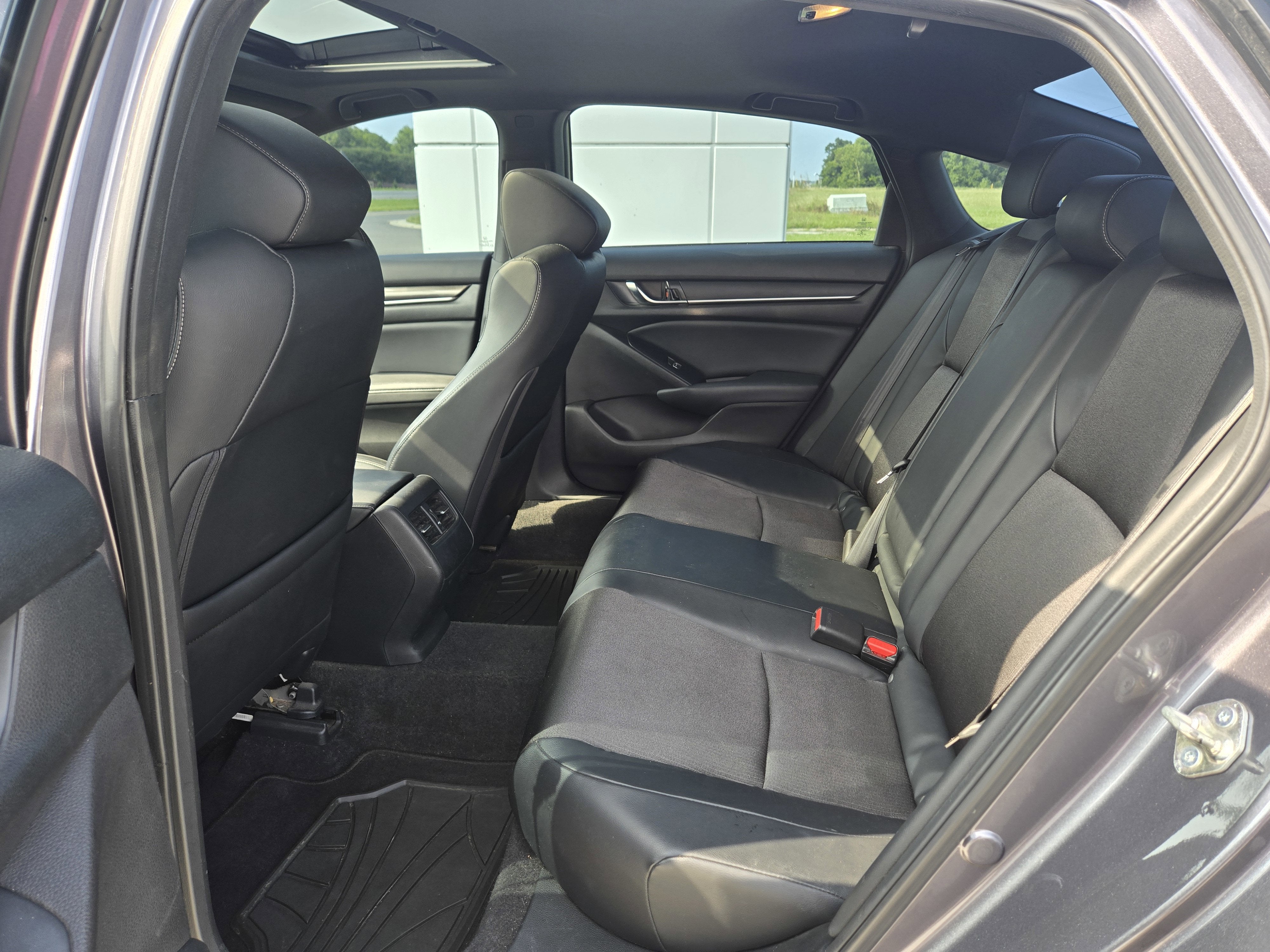 2018 Honda Accord Sedan Sport 2.0T