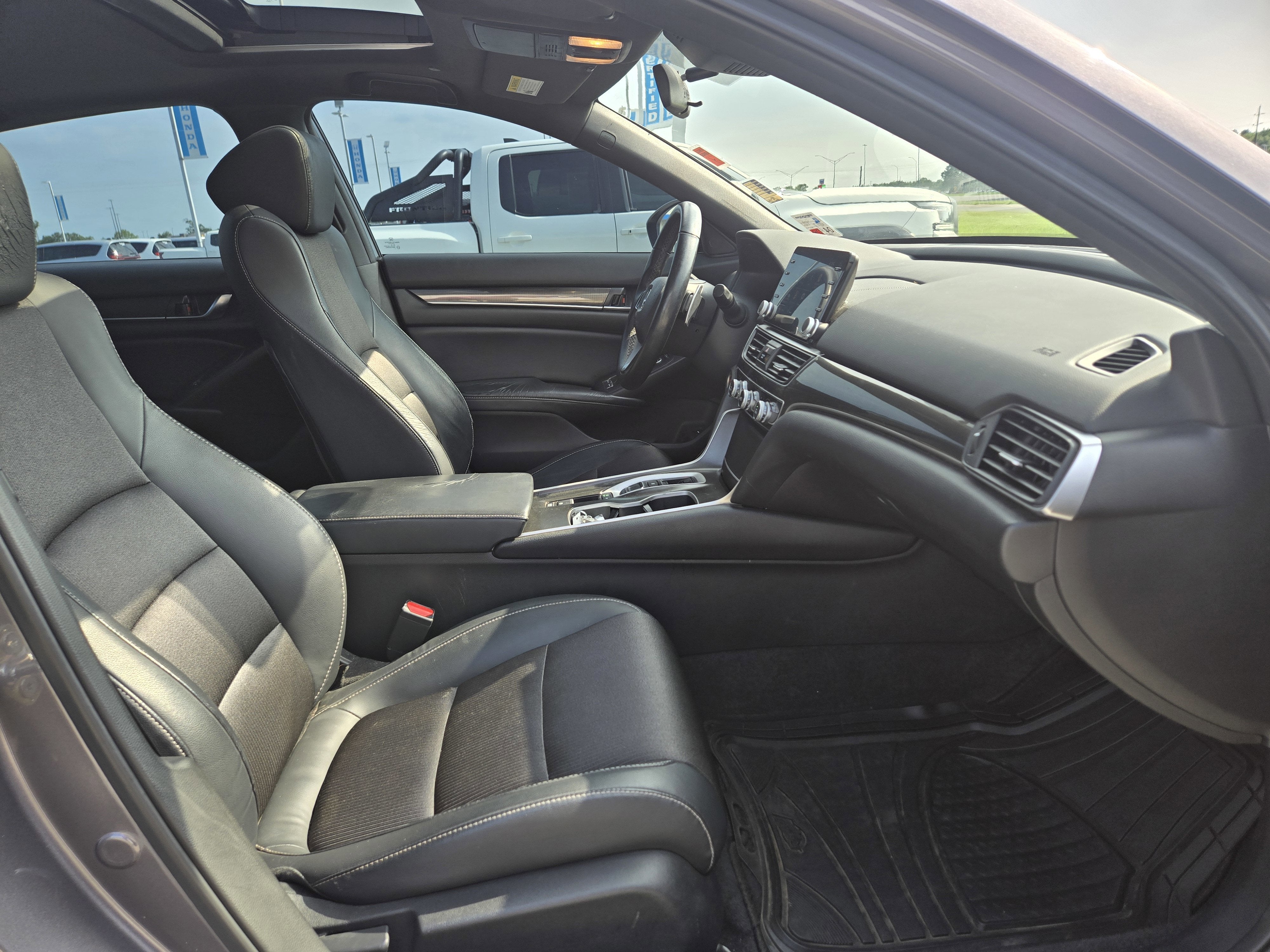 2018 Honda Accord Sedan Sport 2.0T