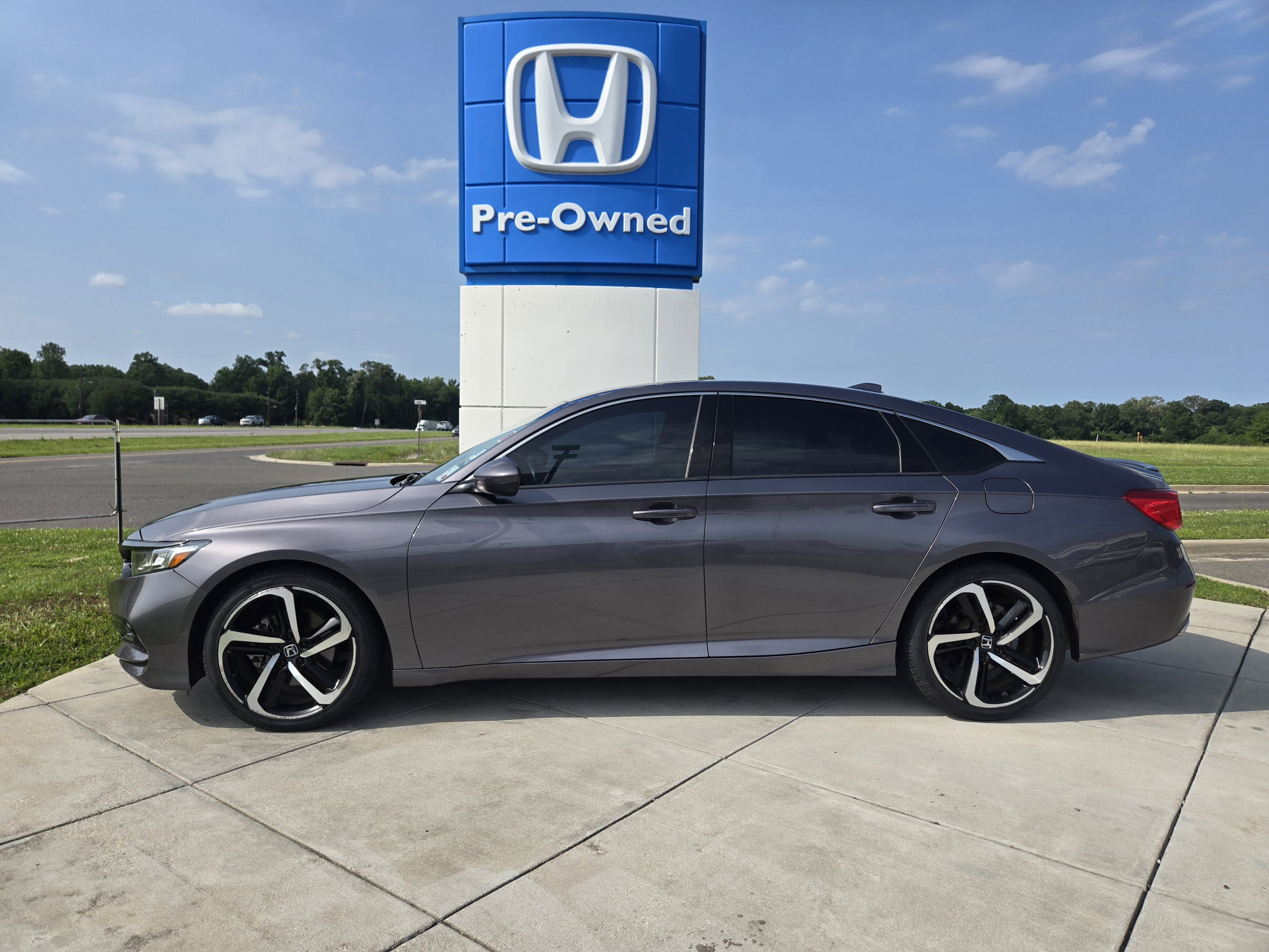 2018 Honda Accord Sedan Sport 2.0T