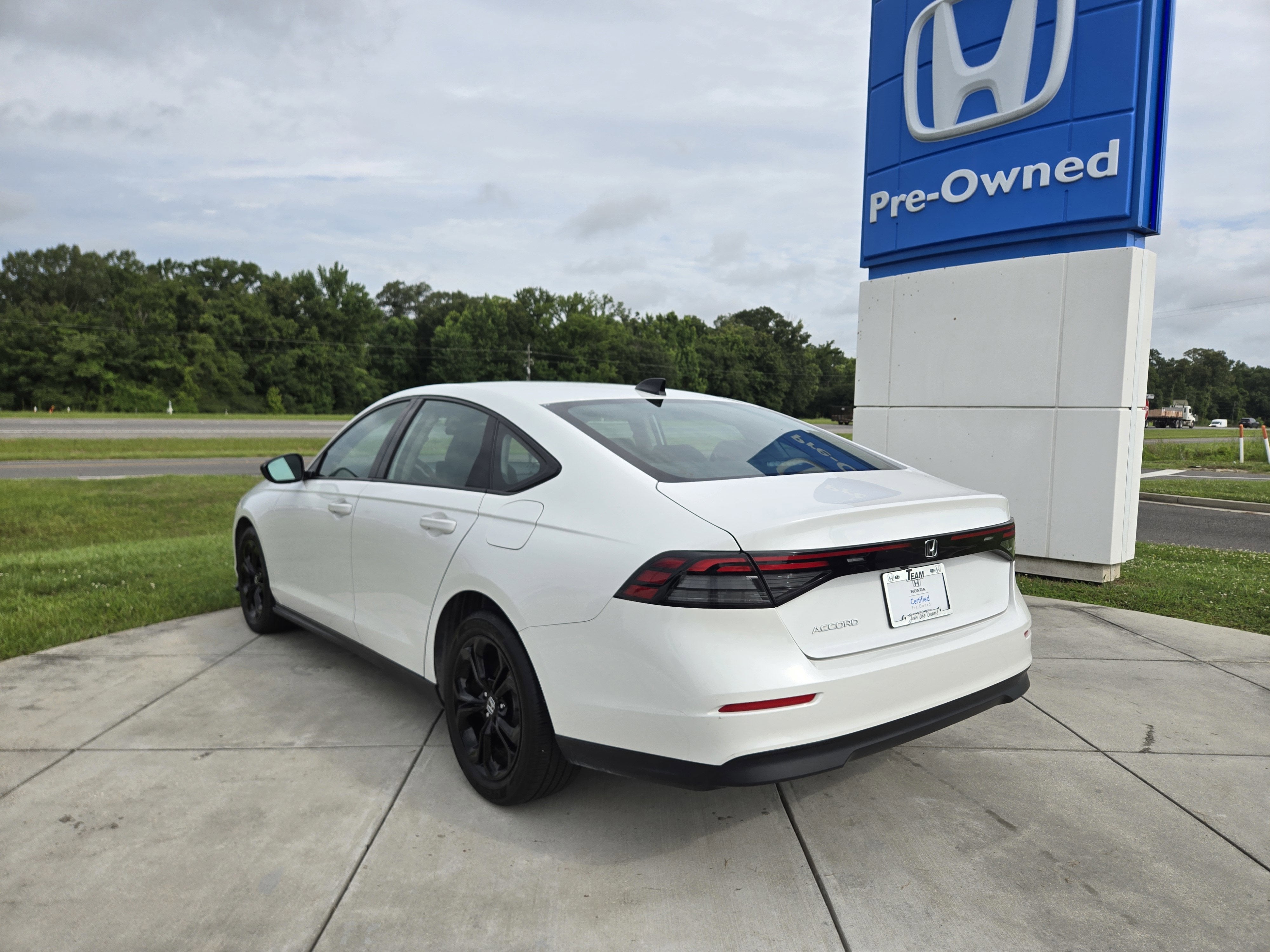 2025 Honda Accord Sedan SE