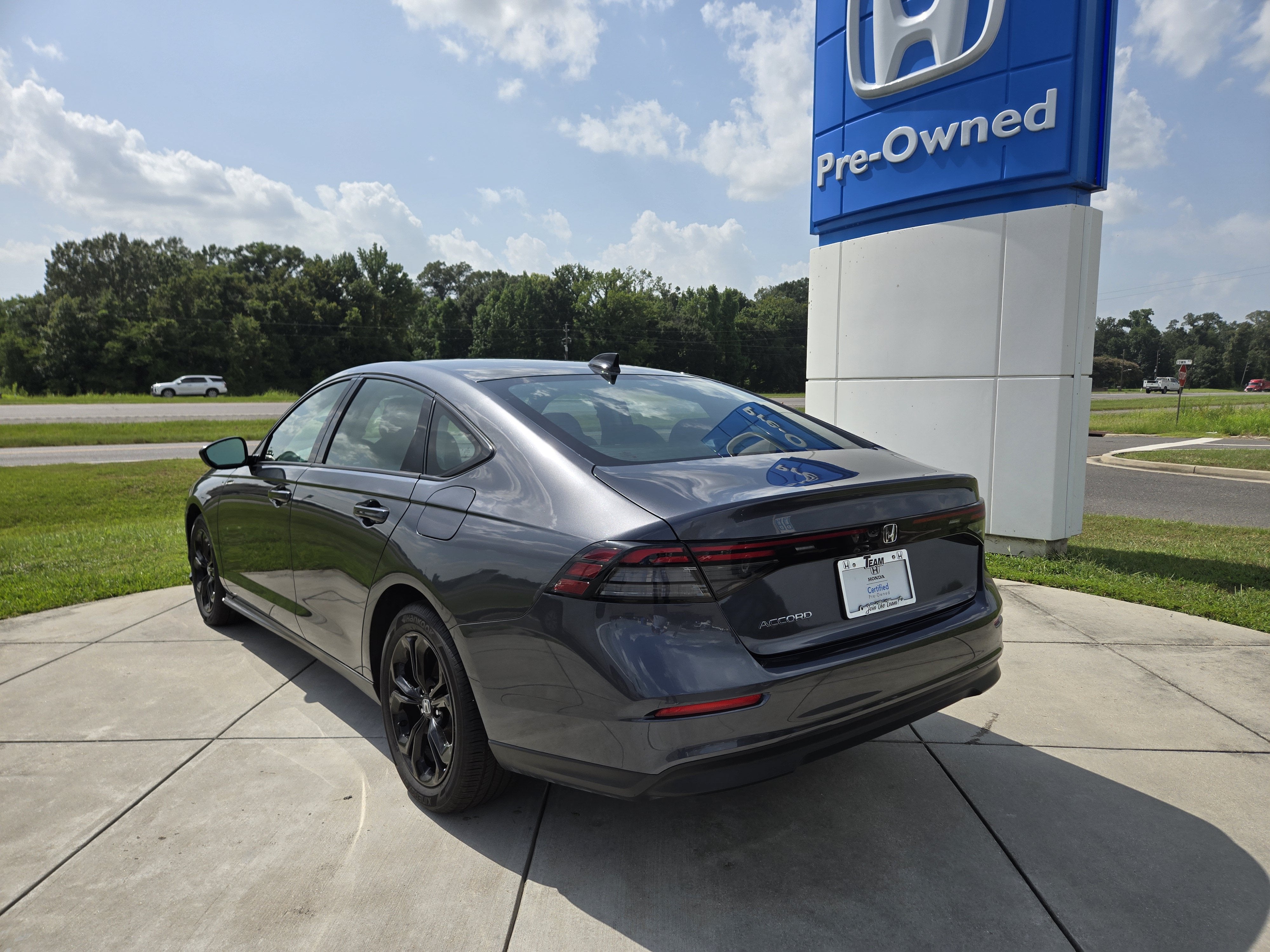 2025 Honda Accord Sedan SE