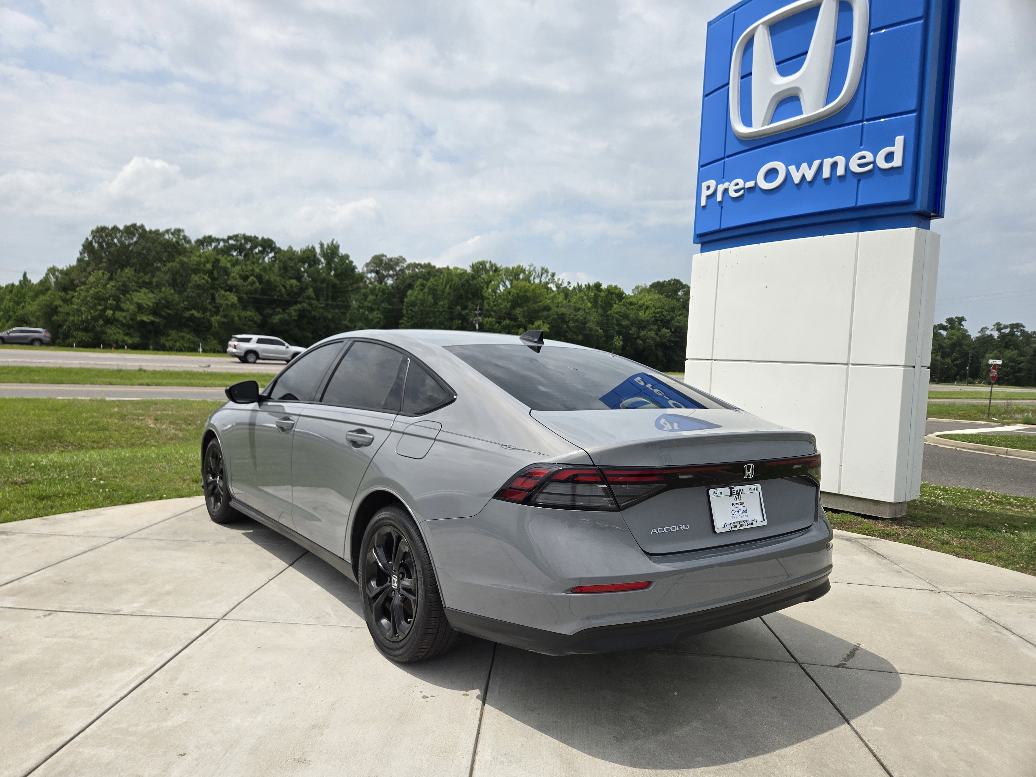 2025 Honda Accord Sedan SE