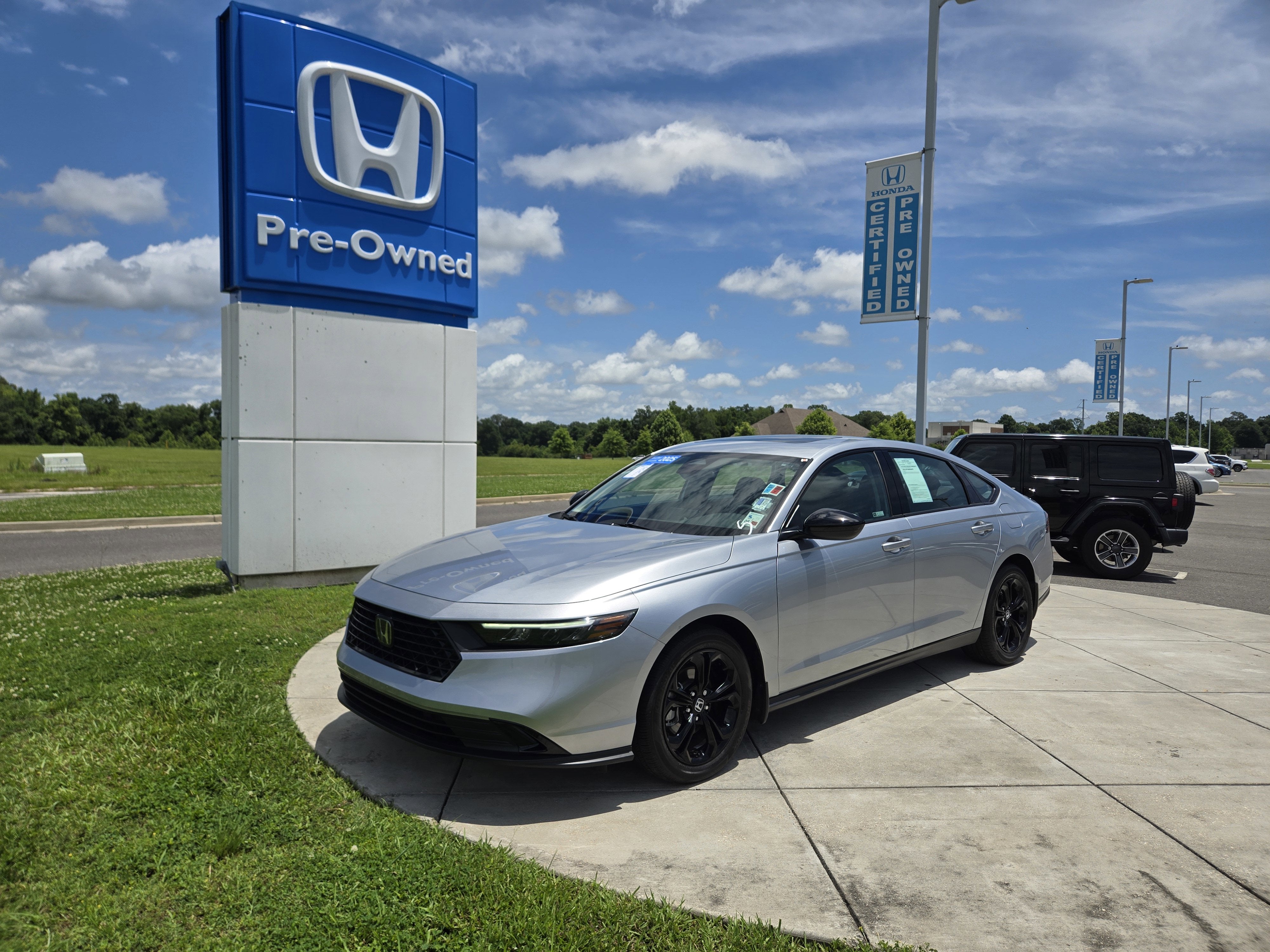 2025 Honda Accord Sedan SE