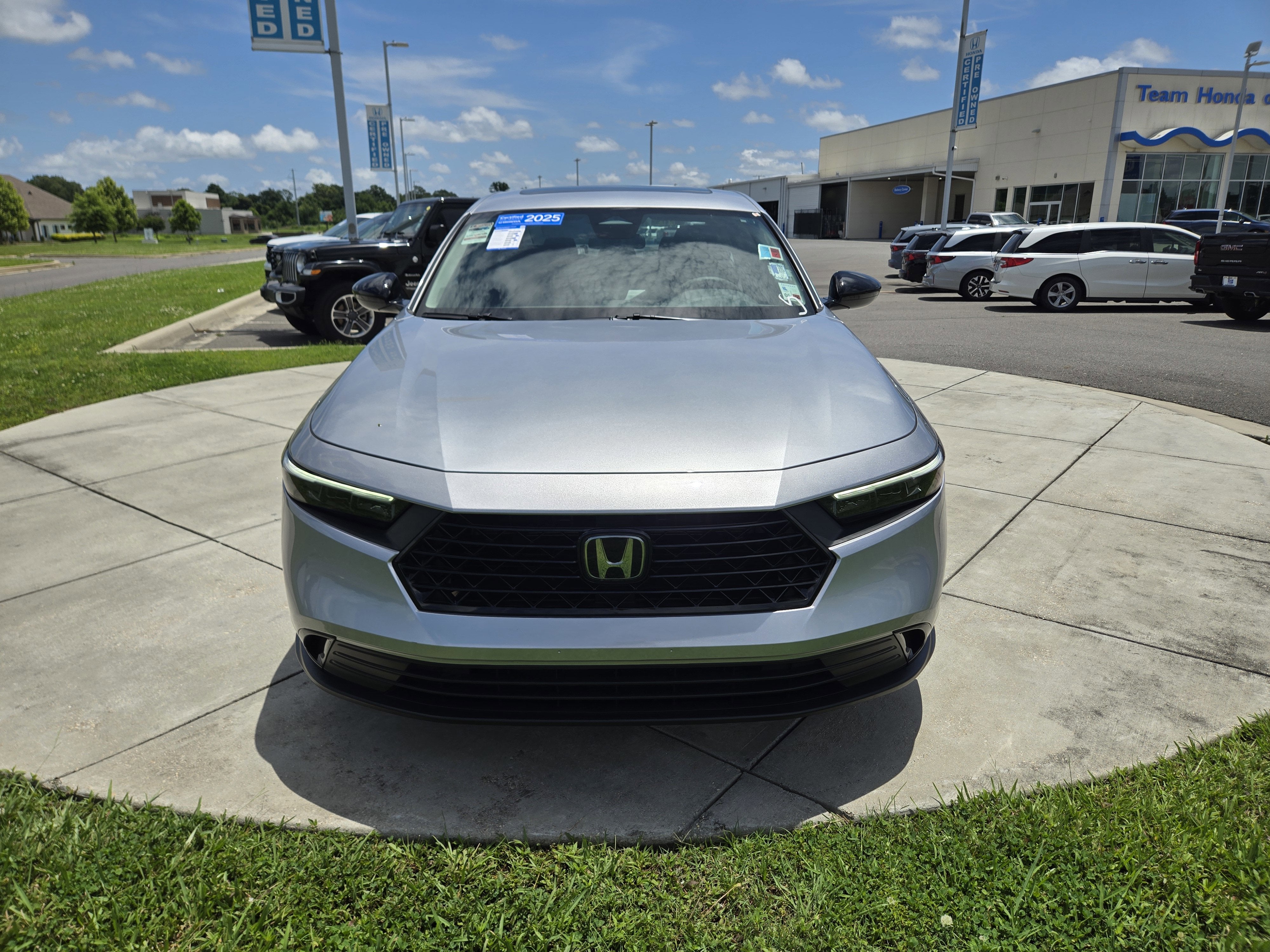 2025 Honda Accord Sedan SE