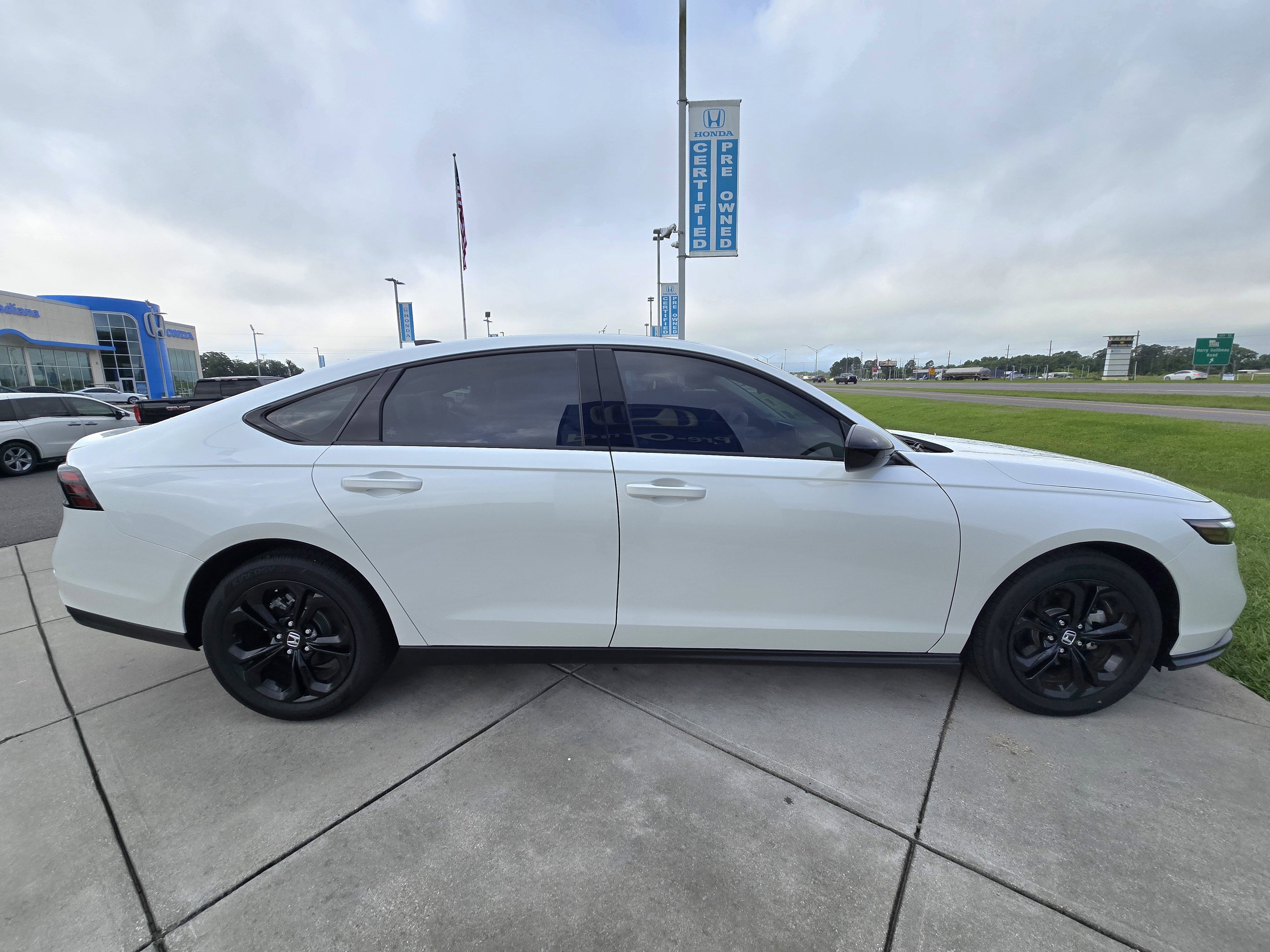 2025 Honda Accord Sedan SE