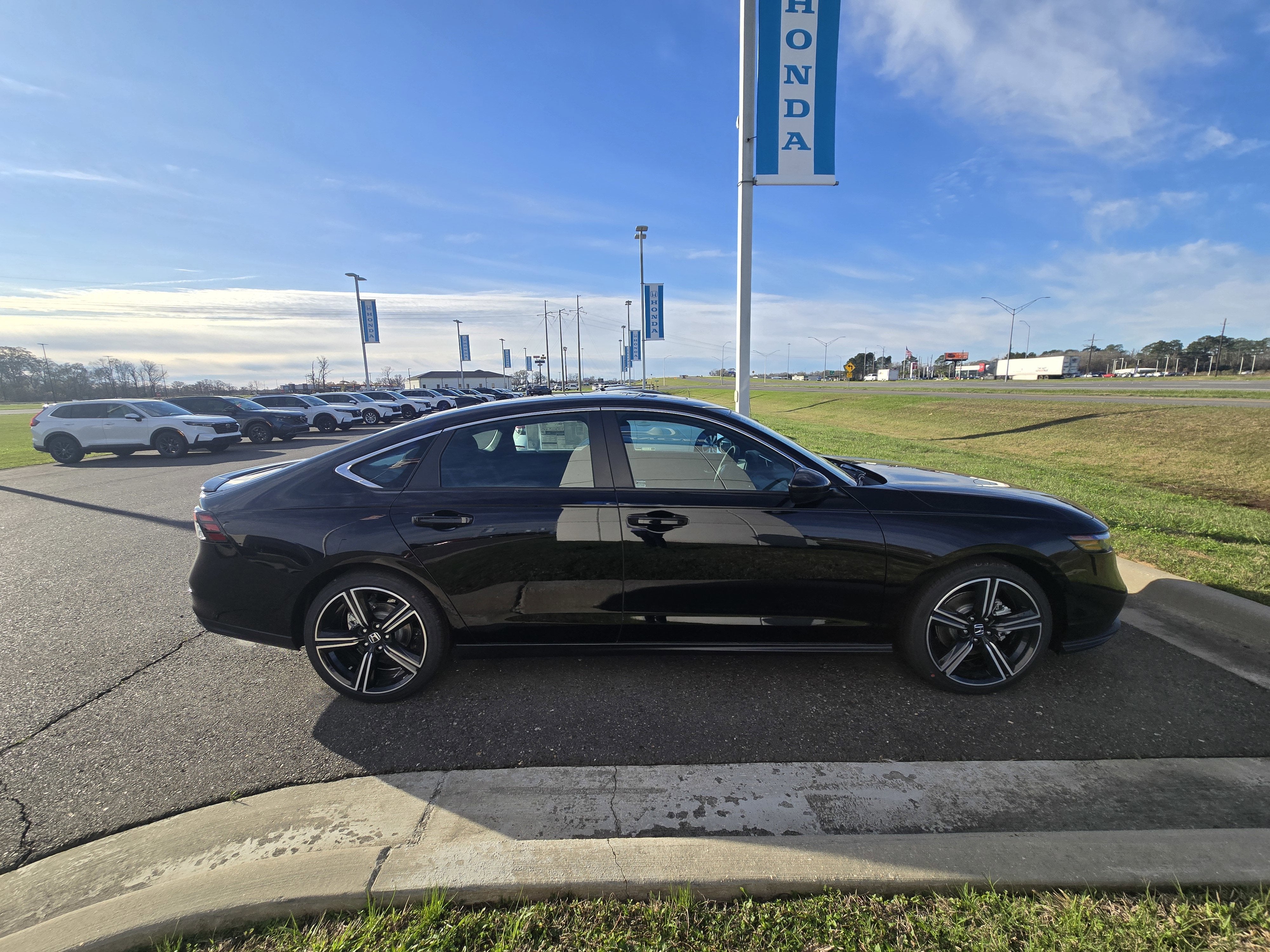 2025 Honda Accord Hybrid Sport