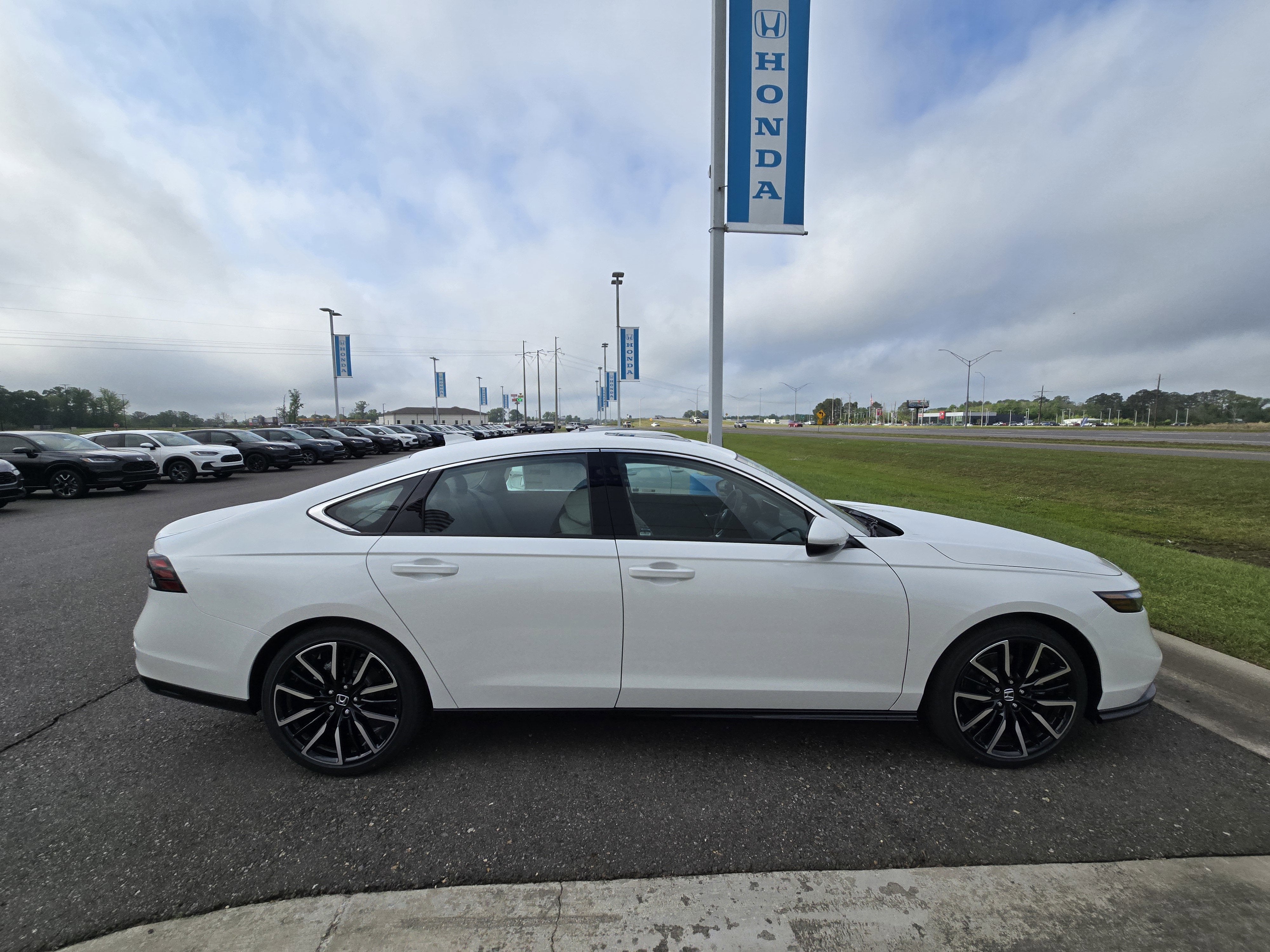 2026 Honda Accord Hybrid Touring