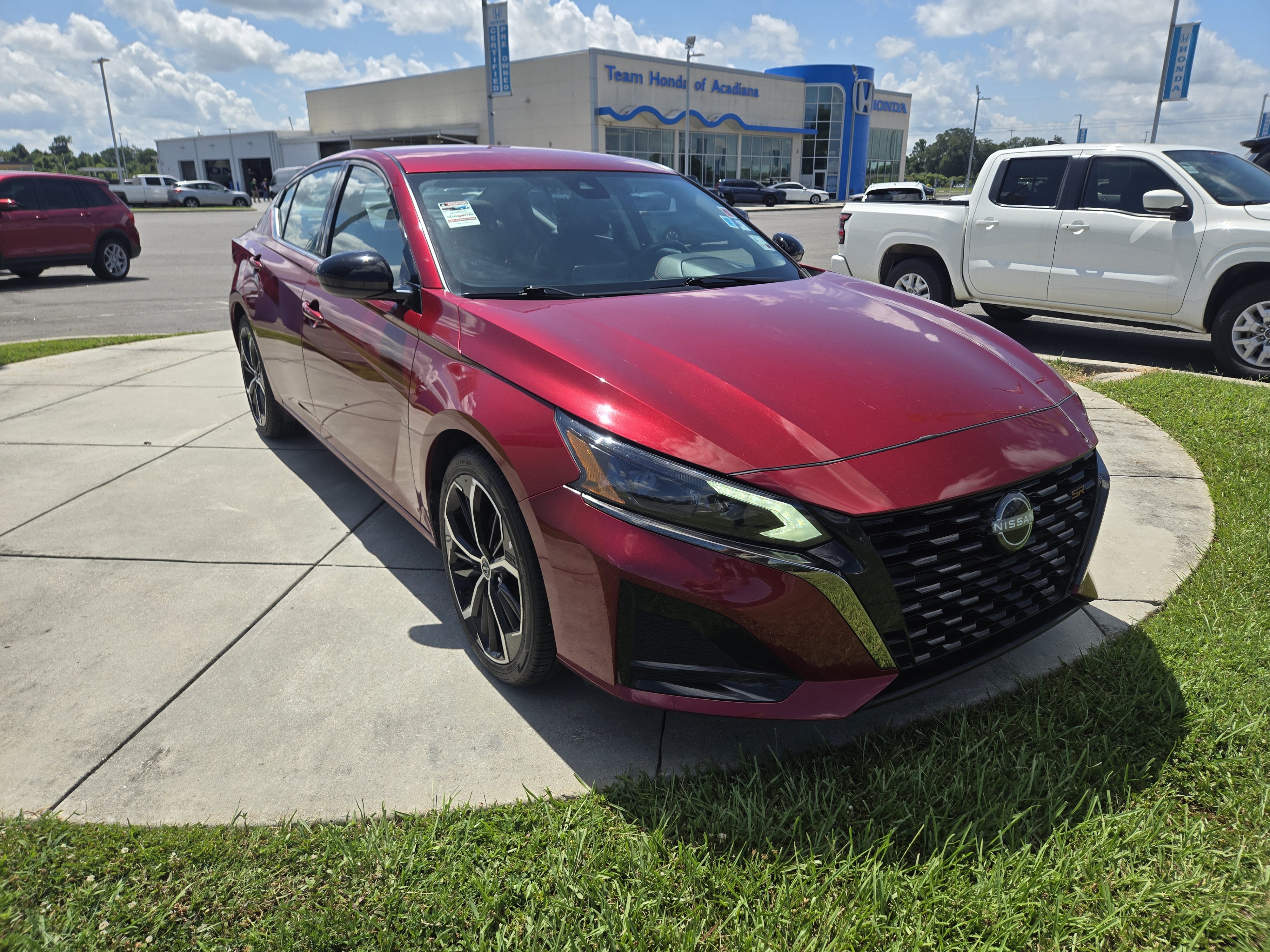 2024 Nissan Altima 2.5 SR