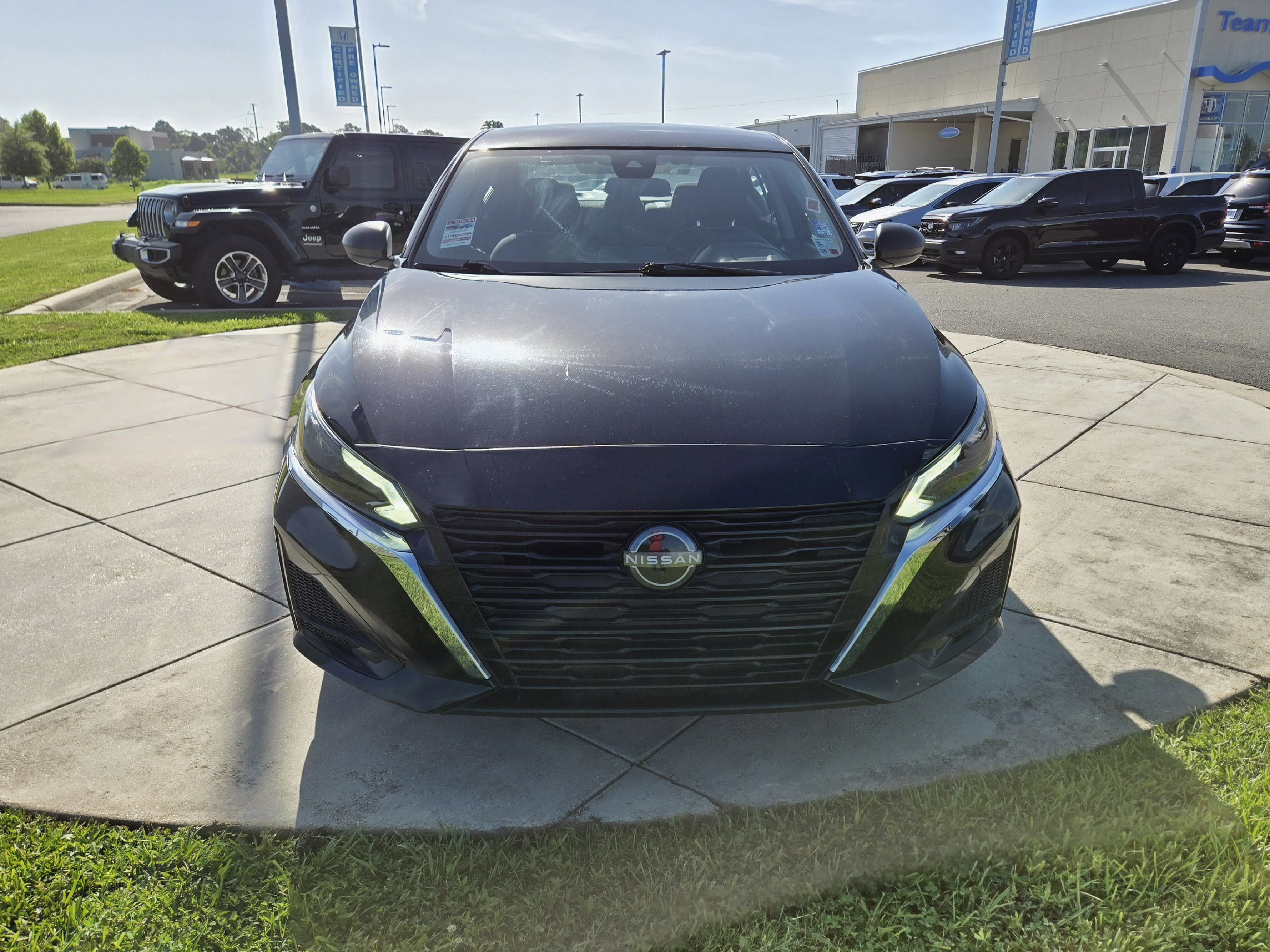2024 Nissan Altima 2.5 SV