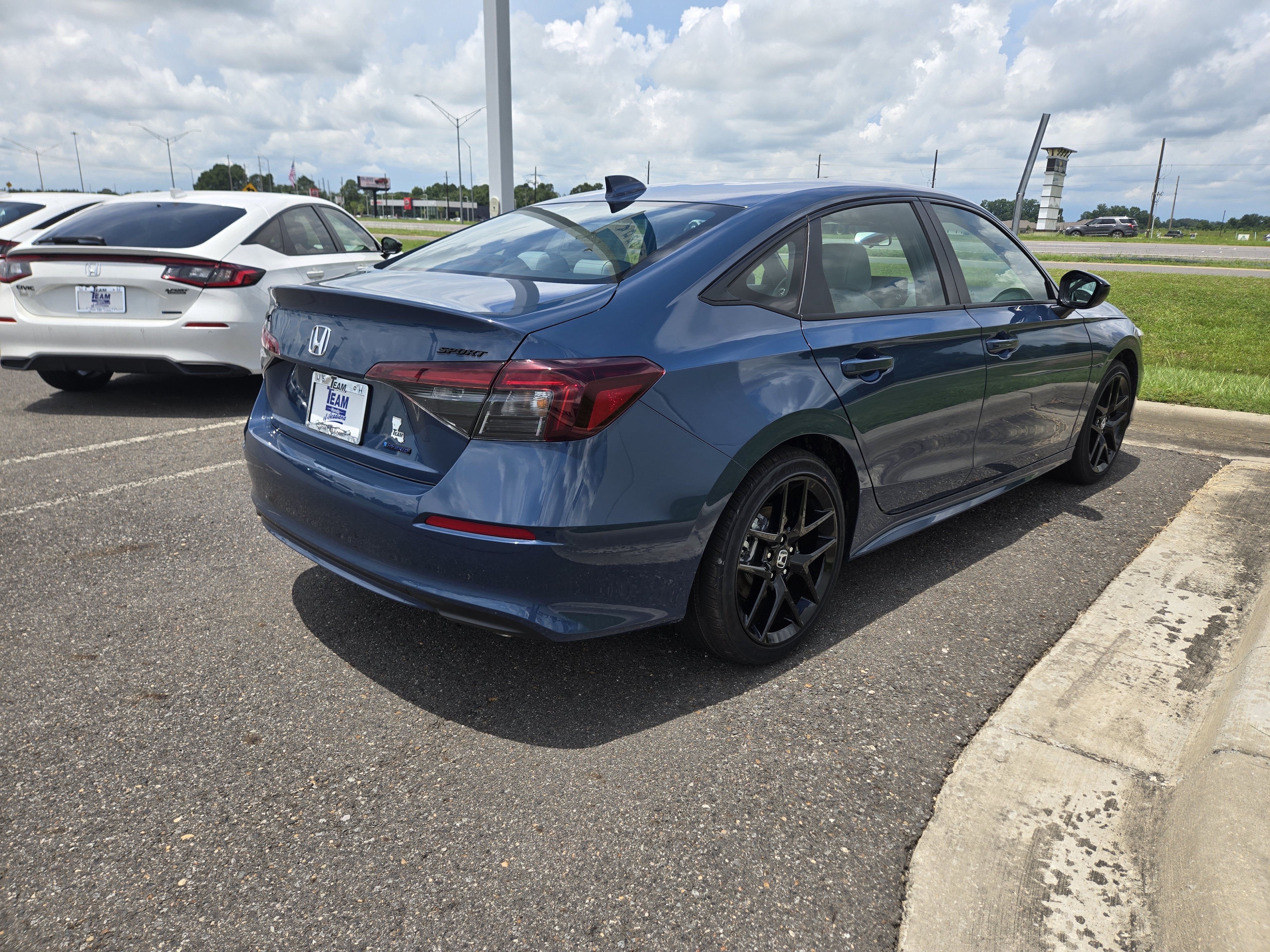 2026 Honda Civic Sedan Hybrid Sport