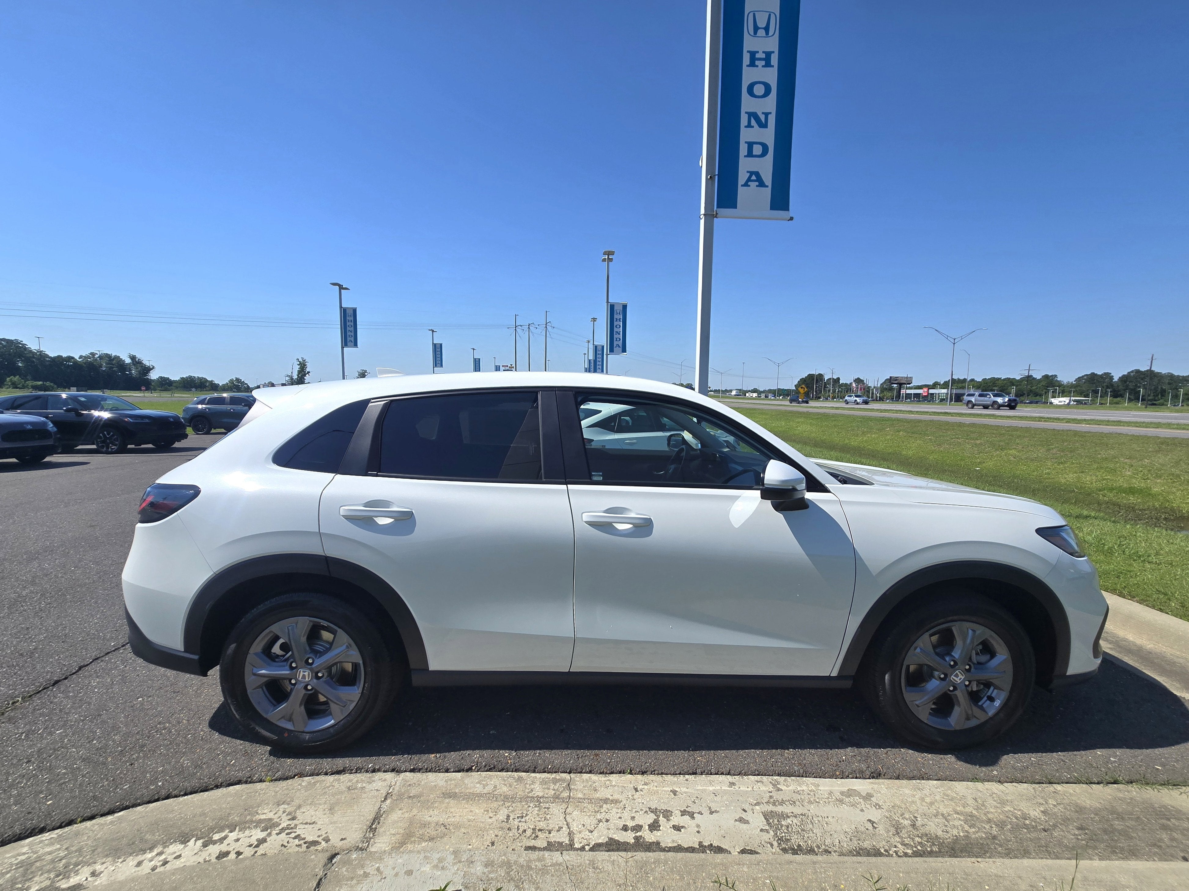 2027 Honda HR-V LX