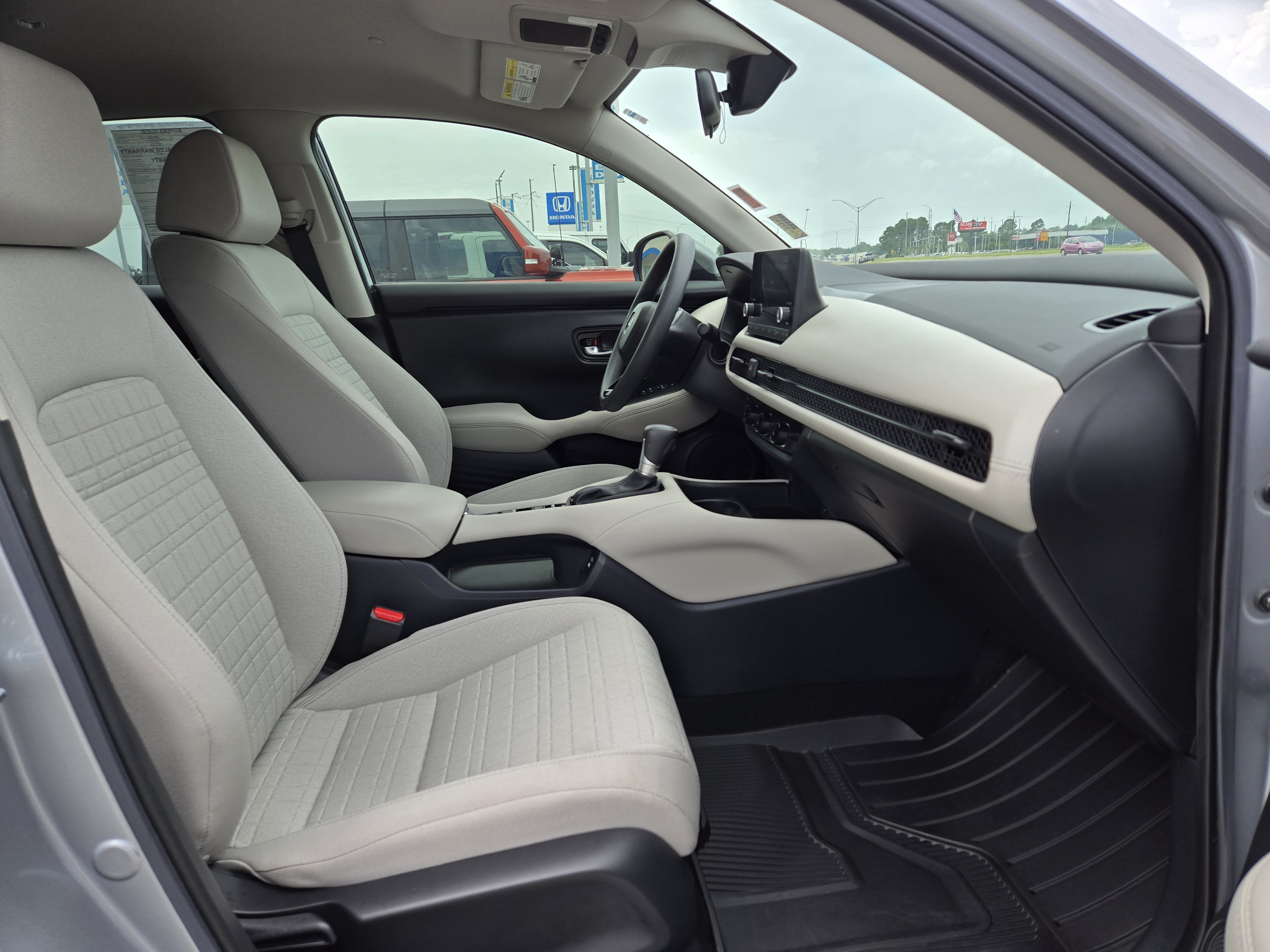 2024 Honda HR-V LX