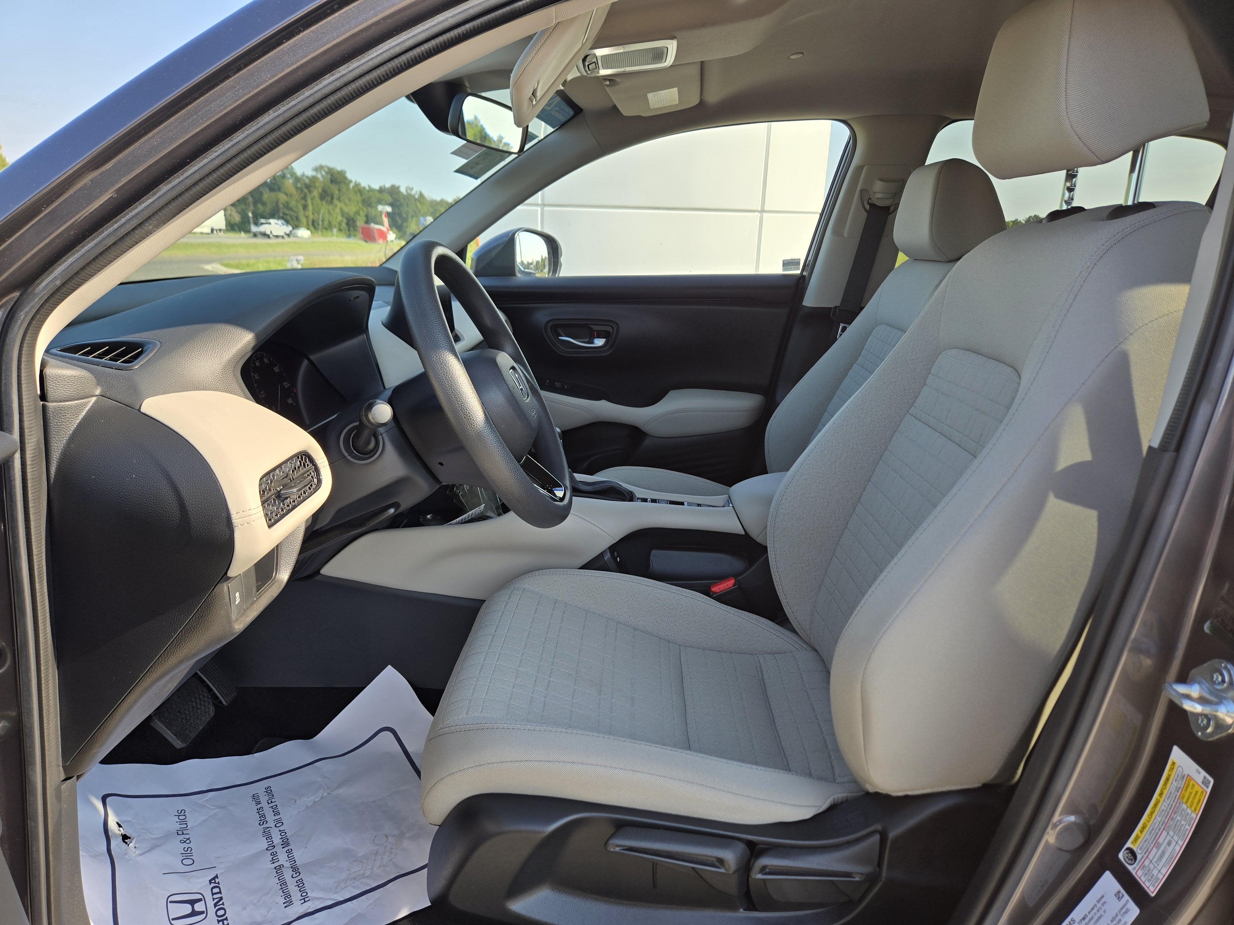 2026 Honda HR-V LX - Photo 9