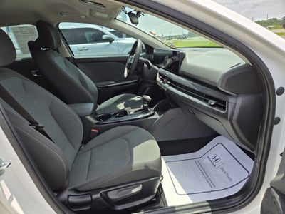 2025 Kia K4 LX