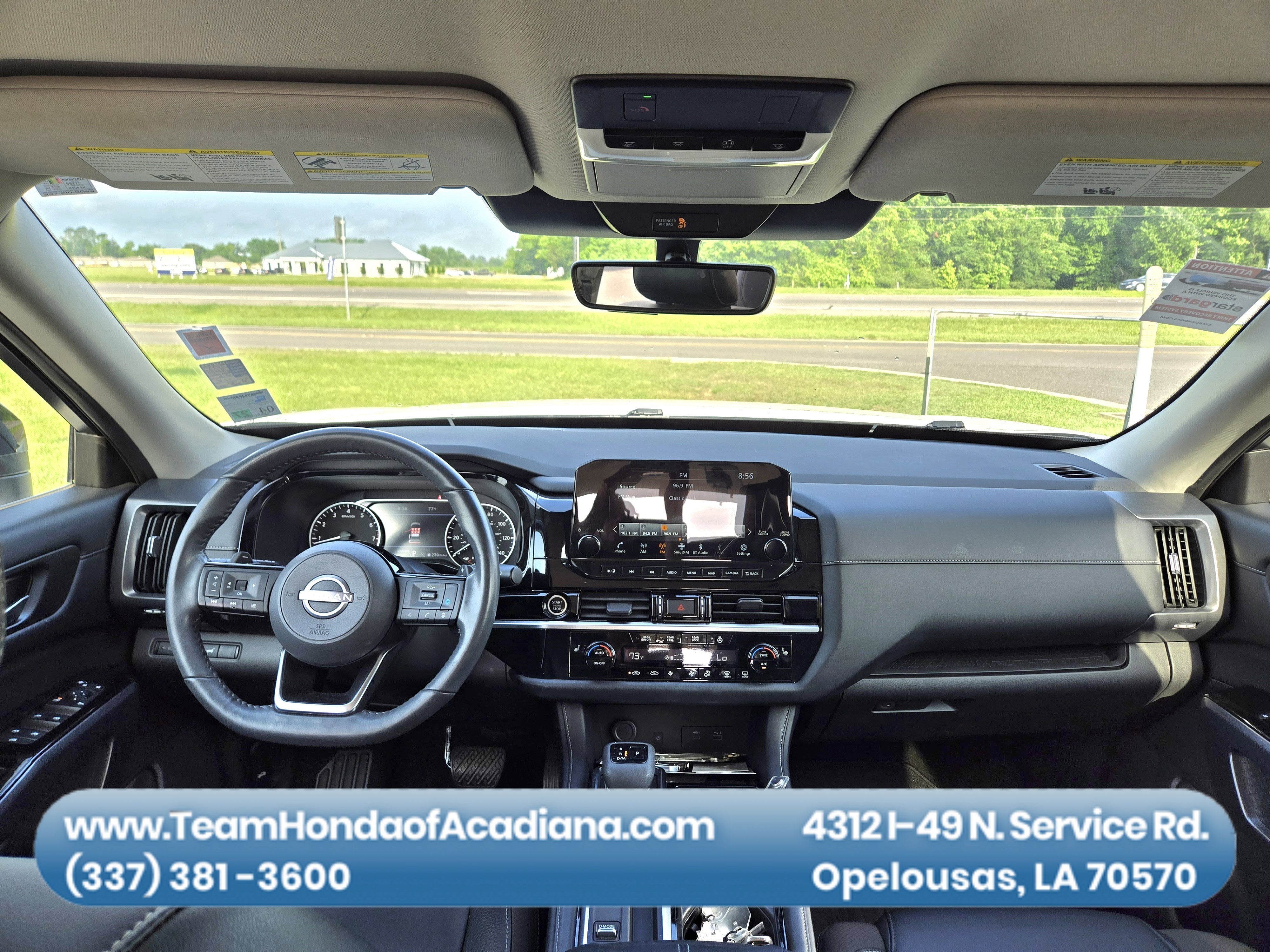 2023 Nissan Pathfinder SL