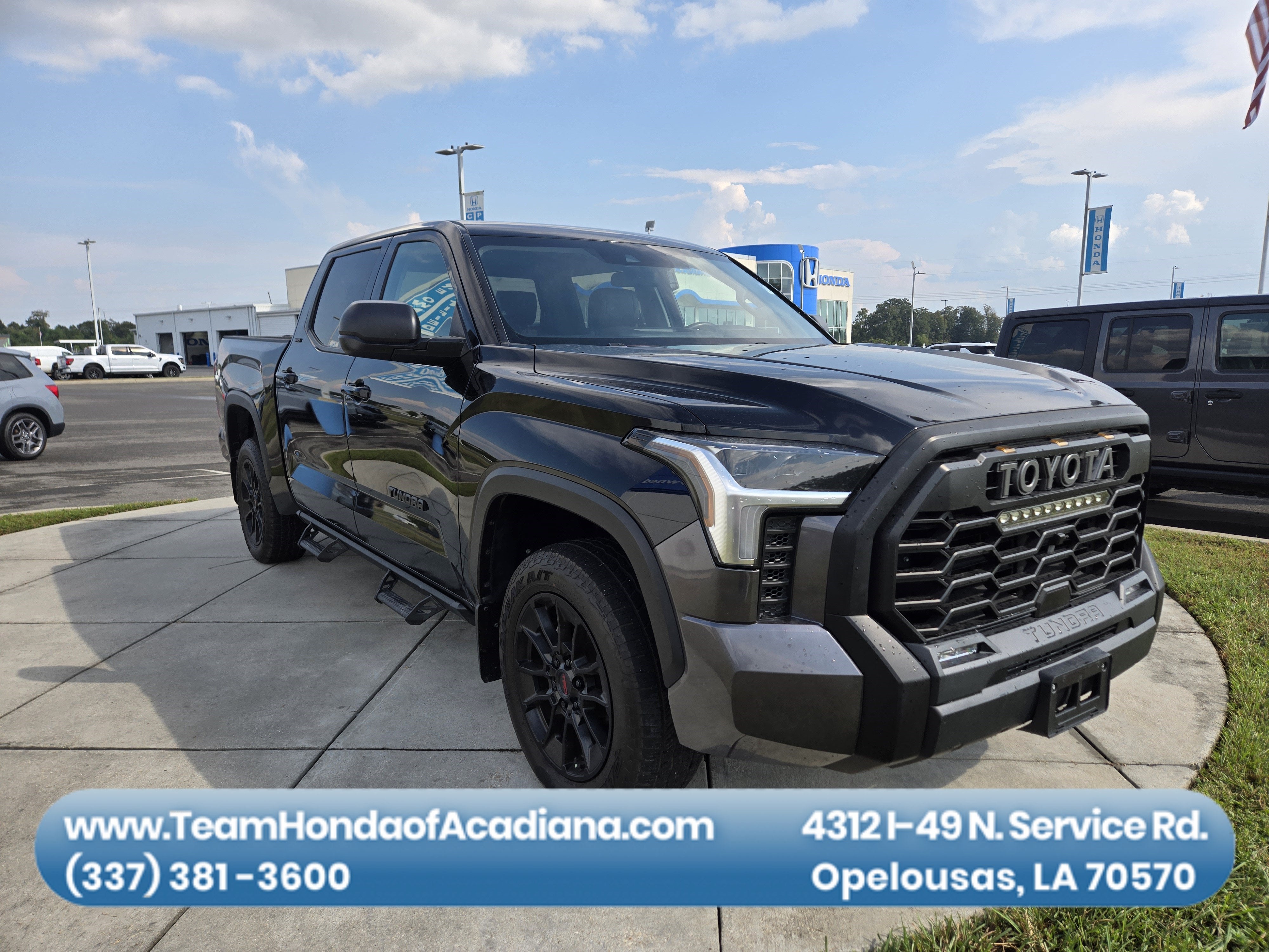 2024 Toyota Tundra 4WD SR5