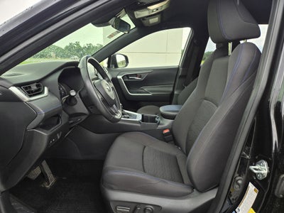2022 Toyota RAV4 Hybrid SE